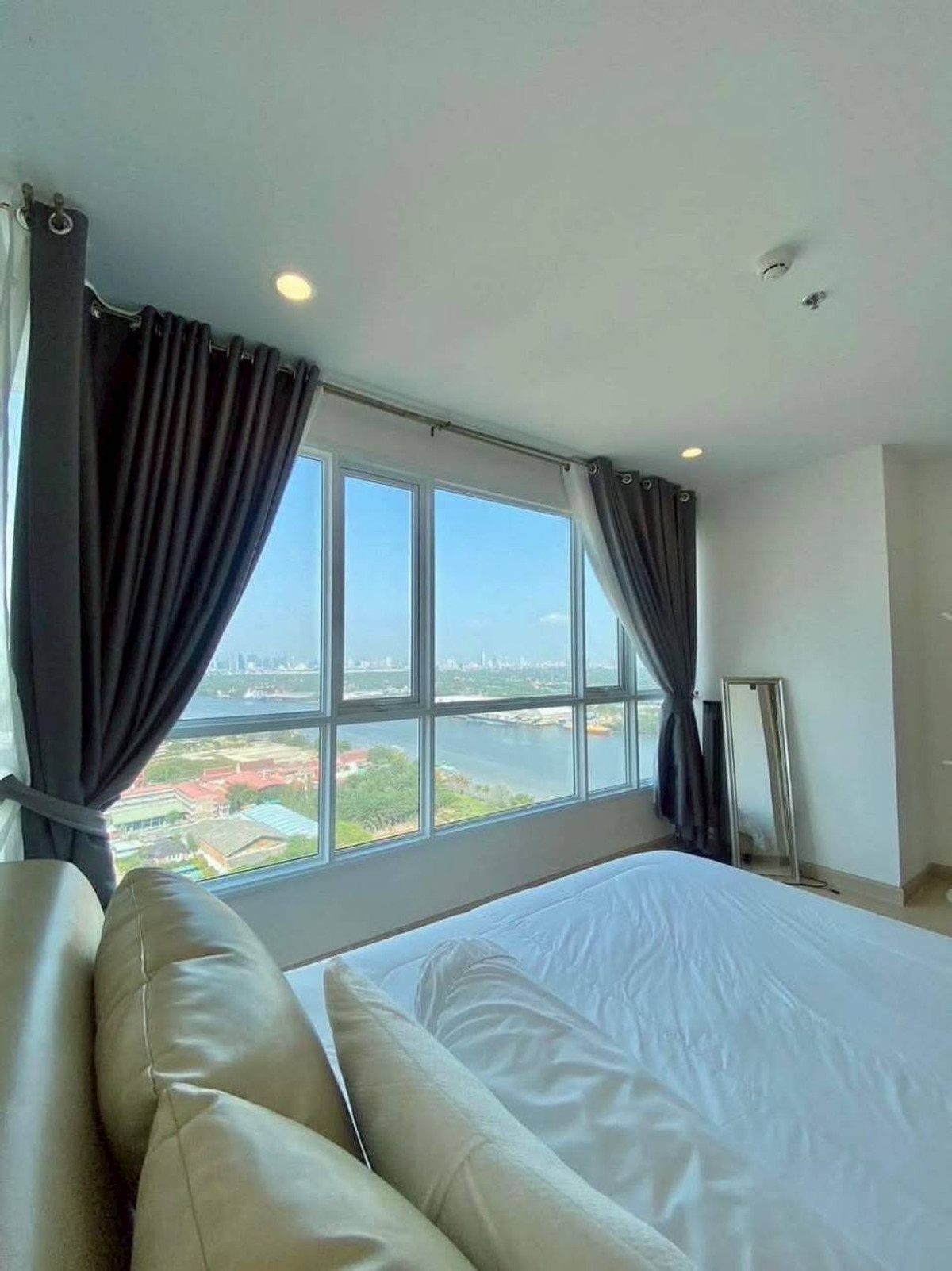 For Sell 2 bed ศุภาลัย ริวาแกรนด์ พื้นที่ 99 sq.m. มีหลายห้องให้เลือก For Sell 2 bed ศุภาลัย ริวาแกรนด์ พื้นที่ 99 sq.m. มีหลายห้องให้เลือก