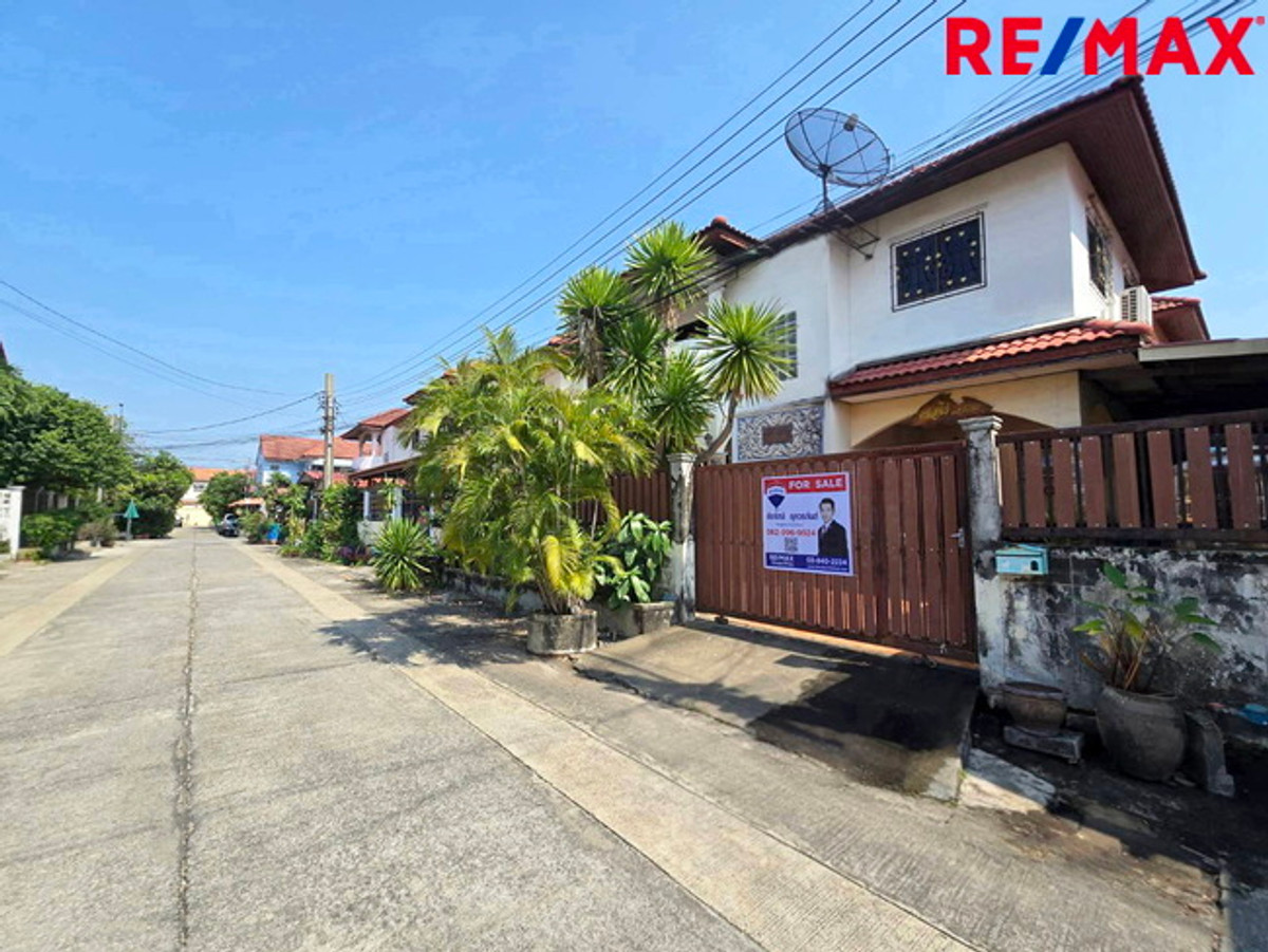 Semi-detached house for sale, Thaweethong Village 3, Phetkasem 69, along Khlong Phasi Charoen, north side. – รูปที่ 2