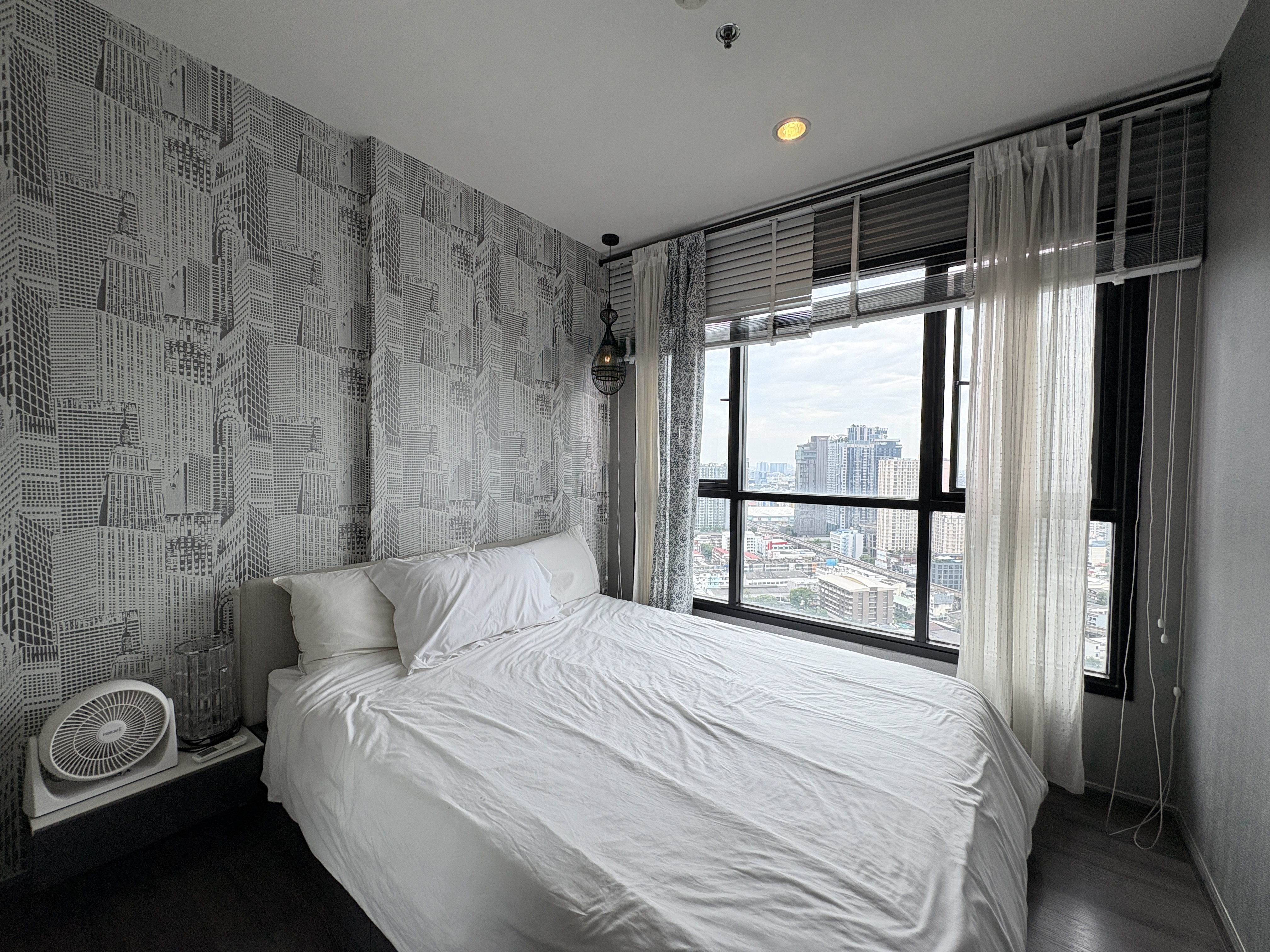 [For Sale] 🏙️ The Base Park West - Sukhumvit 77 ONLY 3.2 MB !!!