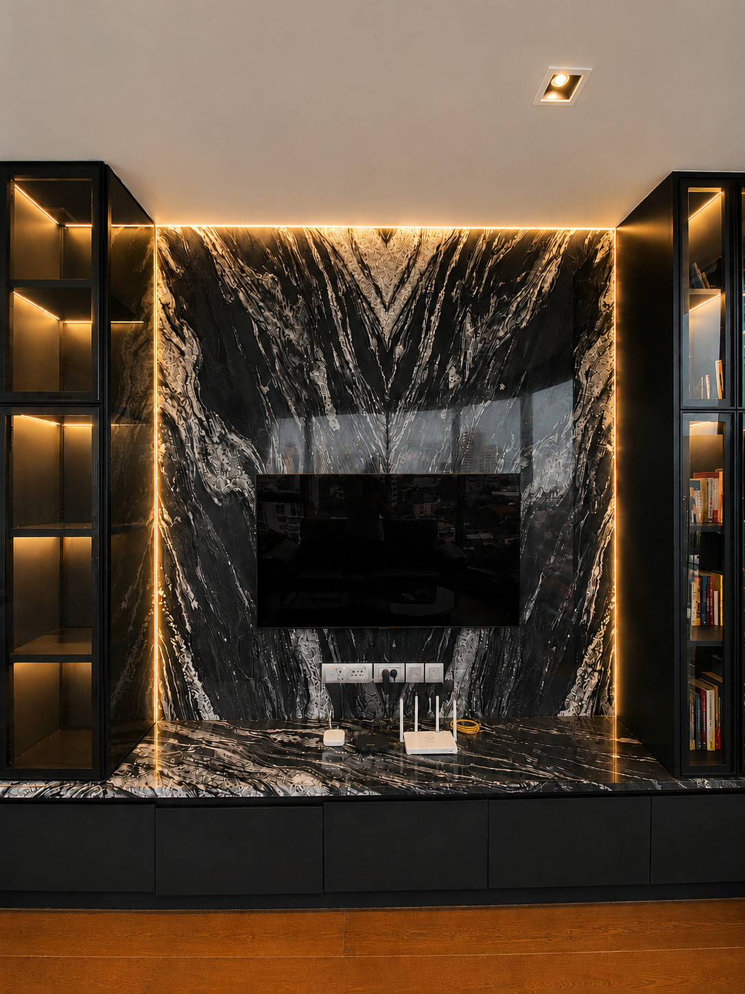 ⭐ ยูนิตมุมสุดเอ็กซ์คลูซีฟ | Black Luxury Edition @ IDEO Q36 ⭐ ✨ หน้าต่างโค้งพาโนรามาเอกลักษณ์เฉพาะ | บิวท์อินหรูทั้งห้อง | 2 ห้องนอน | เฟอร์นิเจอร์ครบ พร้อมเข้าอยู่ | จัดฮวงจุ้ยอย่างลงตัว ✨