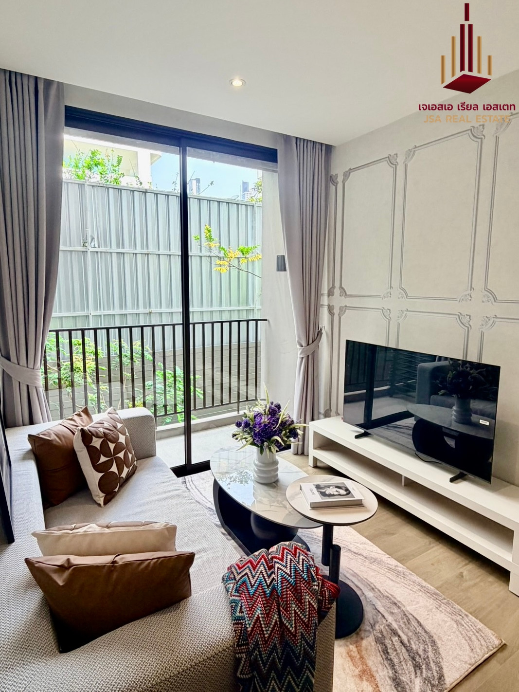 ✨ For Rent: FYNN Asoke  Condo ✨  💰 Only 33,000  THB/month