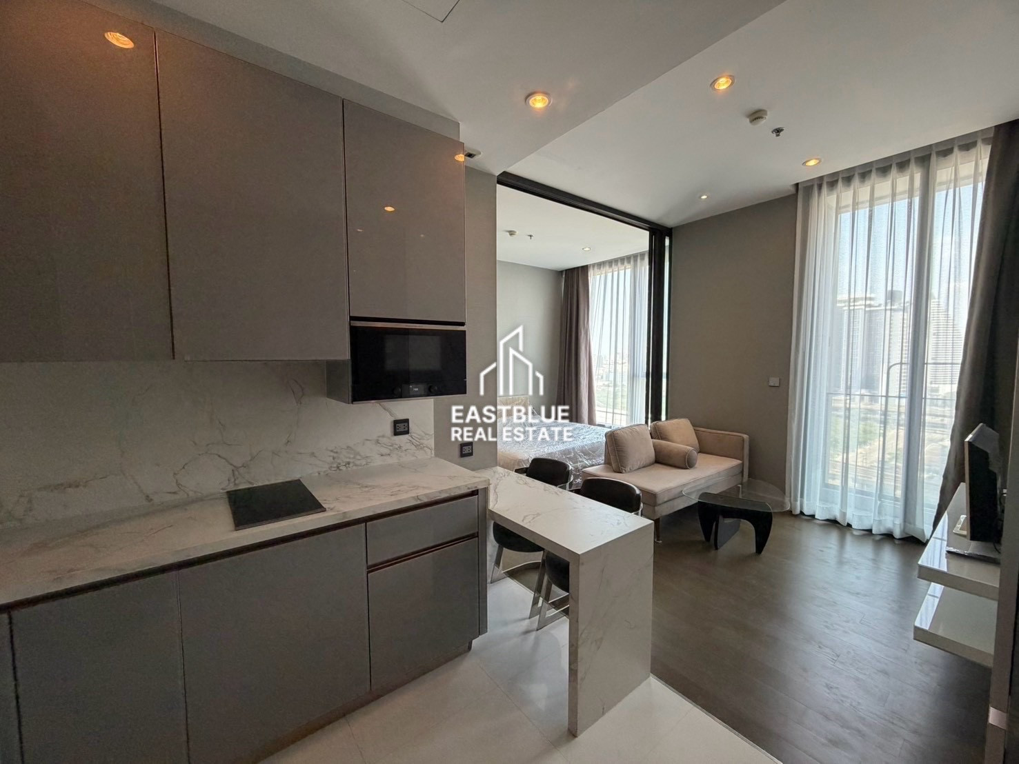 Urgent For Rent/ Condo THE ESSE at SINGHA COMPLEX “Ready to move” | newly renovated | k.chaem 099-620-2888 Urgent For Rent/ Condo THE ESSE at SINGHA COMPLEX “Ready to move” | newly renovated | k.chaem 099-620-2888