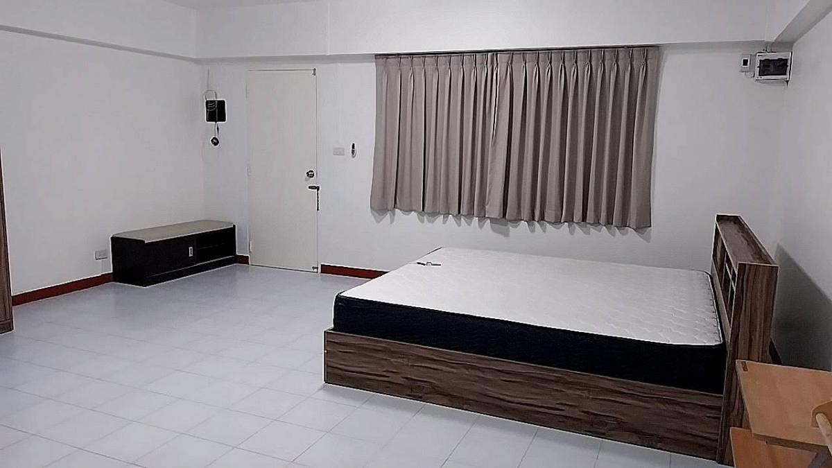 Montienthip Condo Town for sale, along Ekamai-Ramindra Expressway. Just 200 meters from the expressway! (N.2129) Montienthip Condo Town for sale, along Ekamai-Ramindra Expressway. Just 200 meters from the expressway! (N.2129)