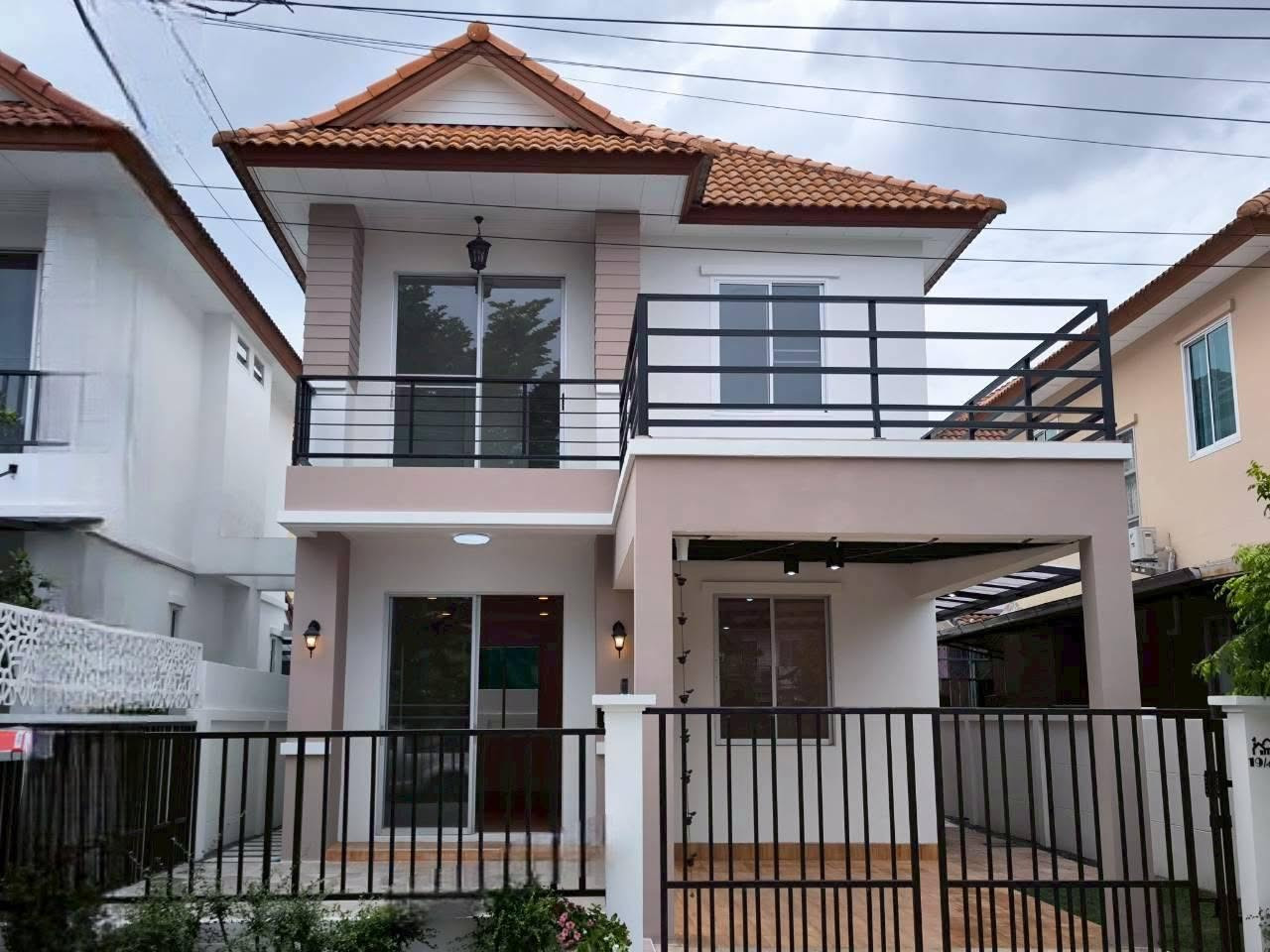ขายบ้านเดี่ยวรีโนเวทใหม่ หมู่บ้านปารวีร์ เพชรเกษม 63 ถ.กาญจนาภิเษก
