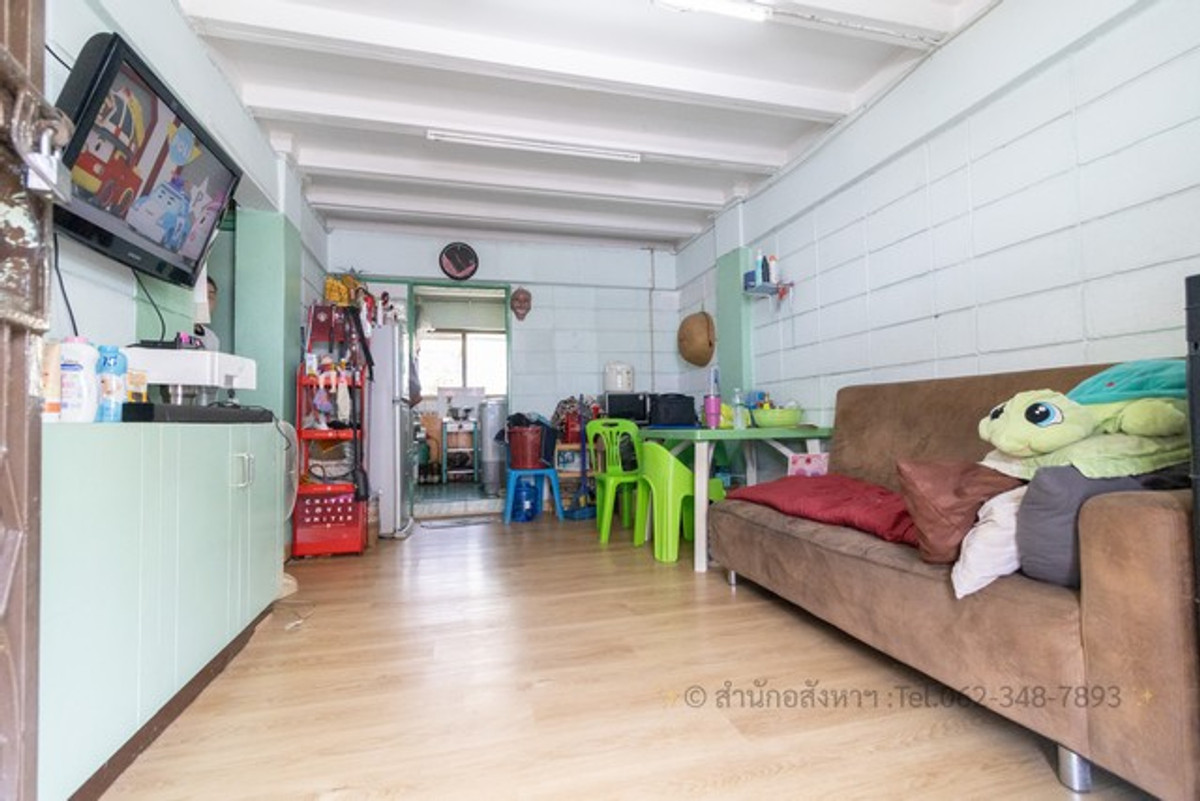 [For Sale] Beautiful room, great value! Khlong Chan Flat, Building 15 (Bang Kapi) – newly renovated, ready to move in or receive rent immediately!