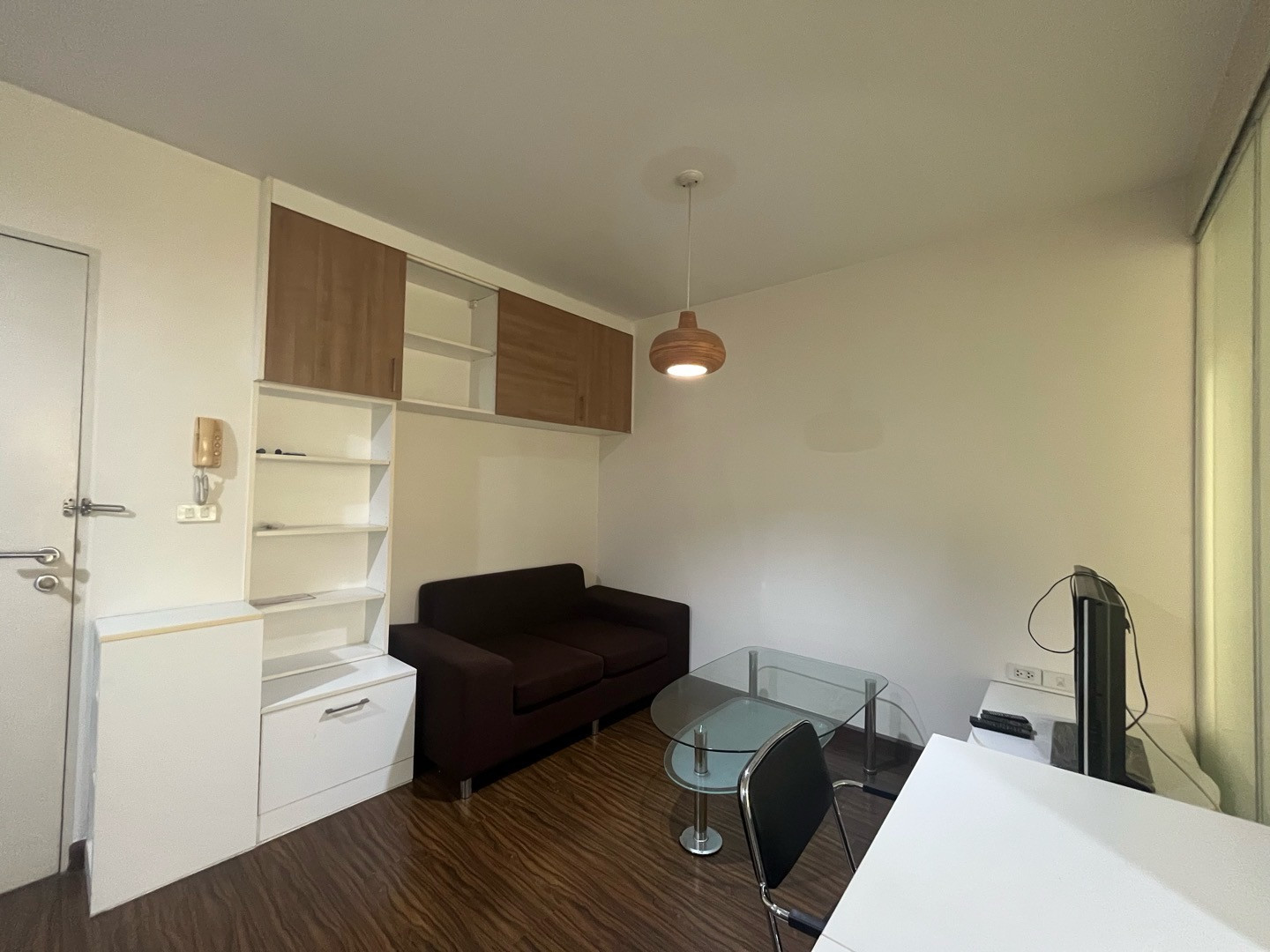 ปล่อยเช่าคอนโด the Iris condo พระราม 9-ศรีนครินทร์ ห้อง studio ตึก E ชั้น 6 ขนาด 33 ตรม 8,000 บาท/เดือน – รูปที่ 2