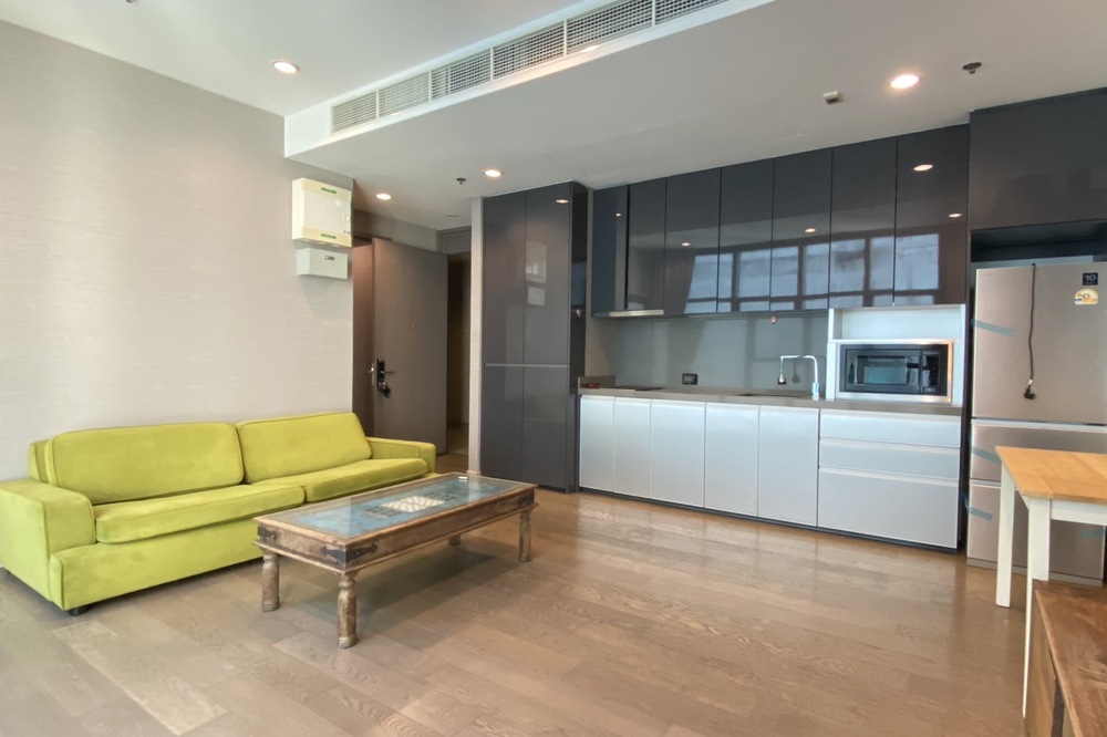 🔥 For Sale - Rent !! Rare item, prime area !! 🔥The Diplomat Sathorn, 1 bedroom, 1 bathroom, !! Code C20221201566 furnished, ready to move in, Special Deal!!📣📣
