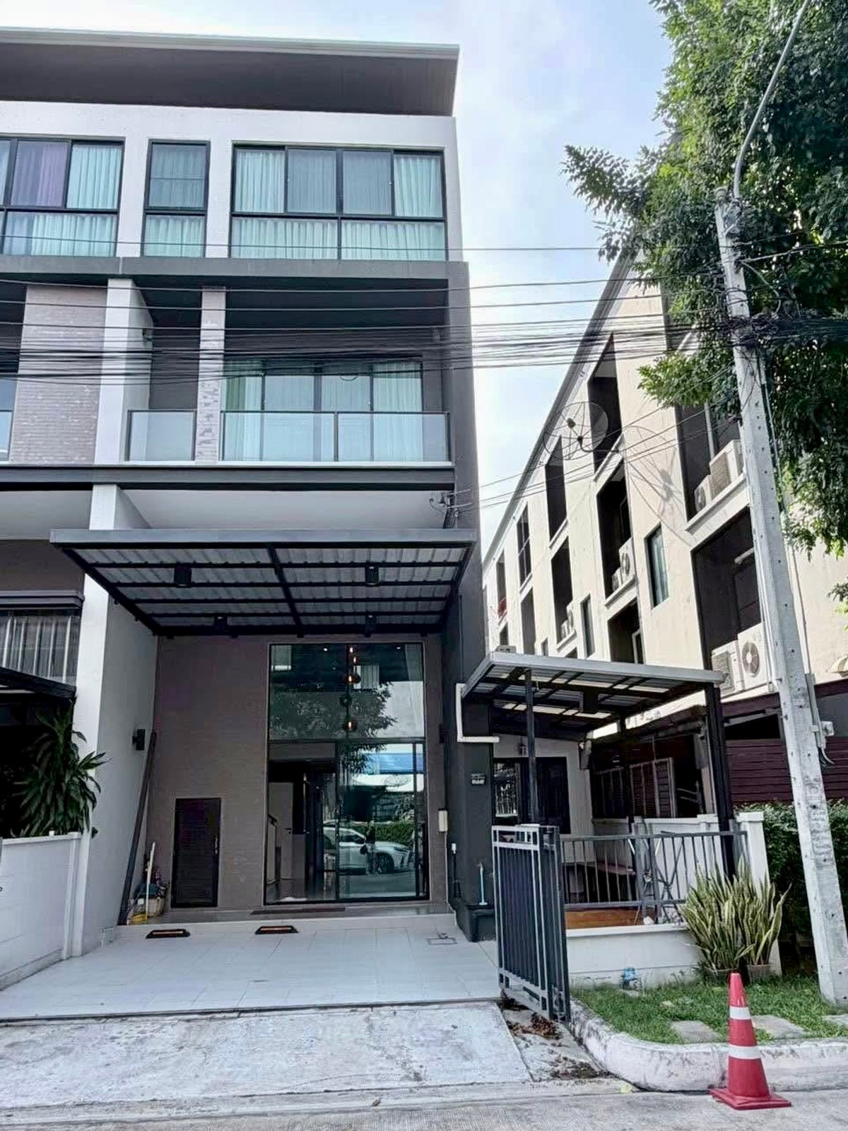 บ้านกลางเมือง วิภาวดี 64 / 4 ห้องนอน (ขาย), Baan Klang Muang Vibhavadi 64 / 4 Bedrooms (FOR SALE) BNS124 บ้านกลางเมือง วิภาวดี 64 / 4 ห้องนอน (ขาย), Baan Klang Muang Vibhavadi 64 / 4 Bedrooms (FOR SALE) BNS124