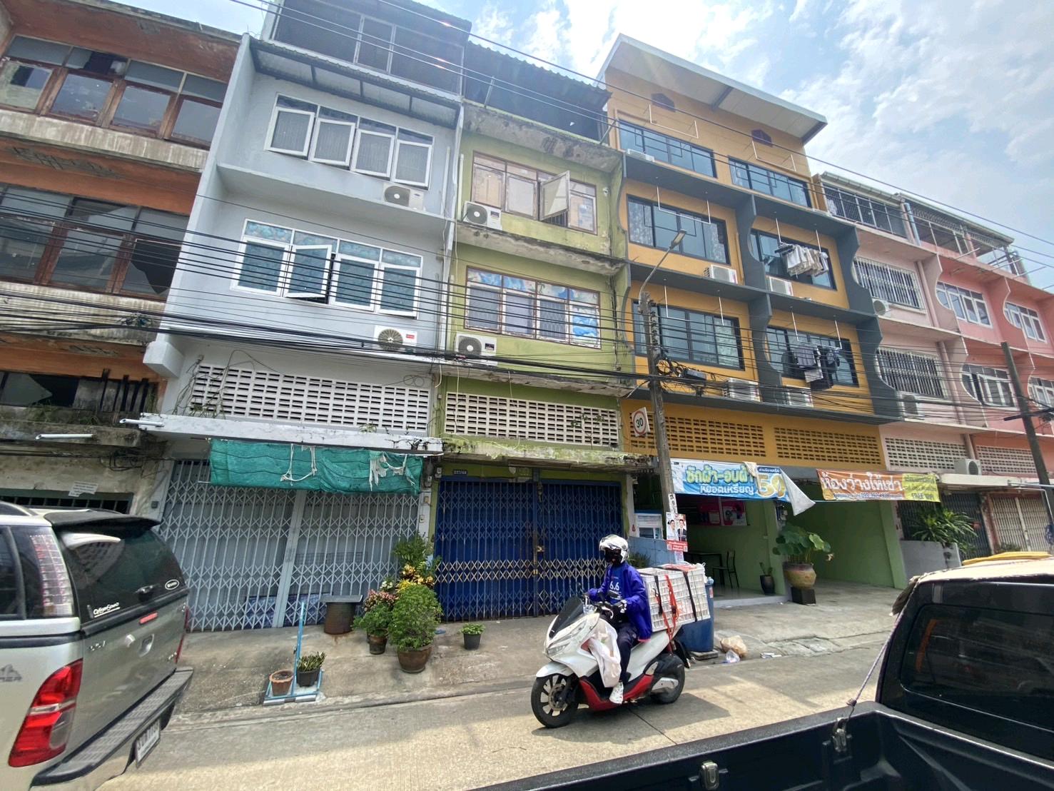 Urgent sale! Commercial building, prime location, Phetkasem 76
Special price, cheapest in this area. Urgent sale! Commercial building, prime location, Phetkasem 76
Special price, cheapest in this area.