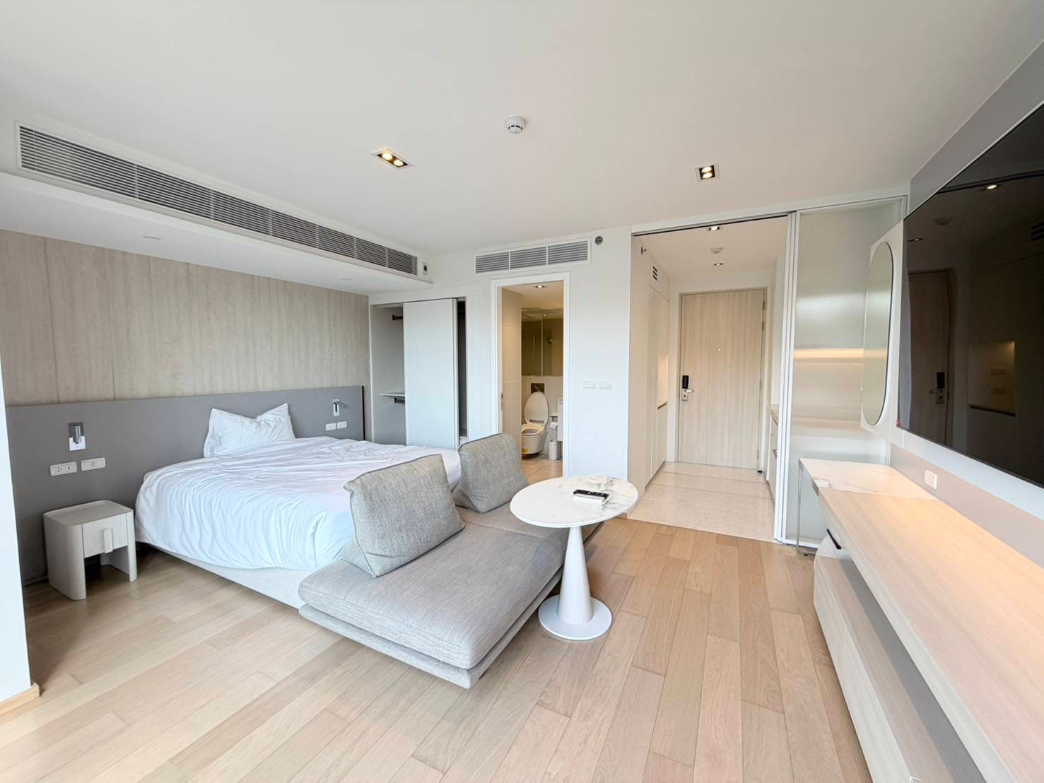 🐶 Condo for rent, Scope Promsri 1Bed Pet Friendly, 7th floor, open view, airy, comfortable, very beautiful room, ready to move in! 🐶 Condo for rent, Scope Promsri 1Bed Pet Friendly, 7th floor, open view, airy, comfortable, very beautiful room, ready to move in!