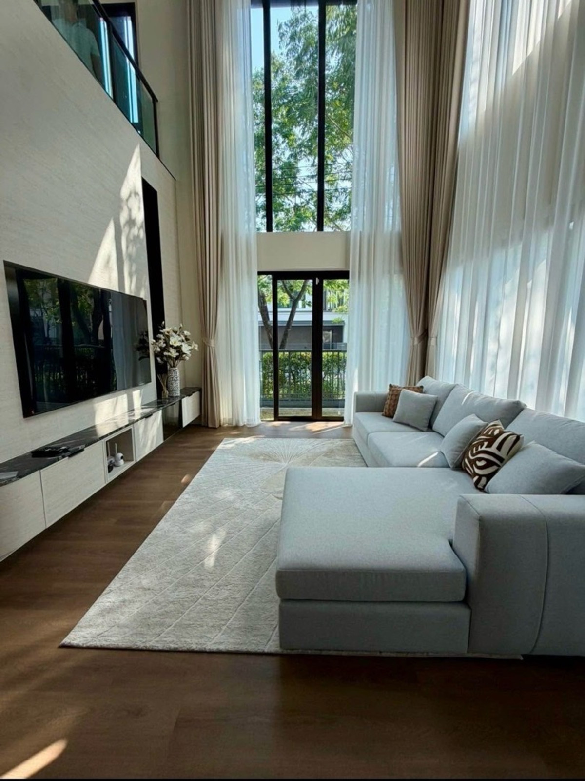🏡 Serene Mornings at Vivaldi Bangna Km.5 | Elegant Luxury Residence for Rent – รูปที่ 2
