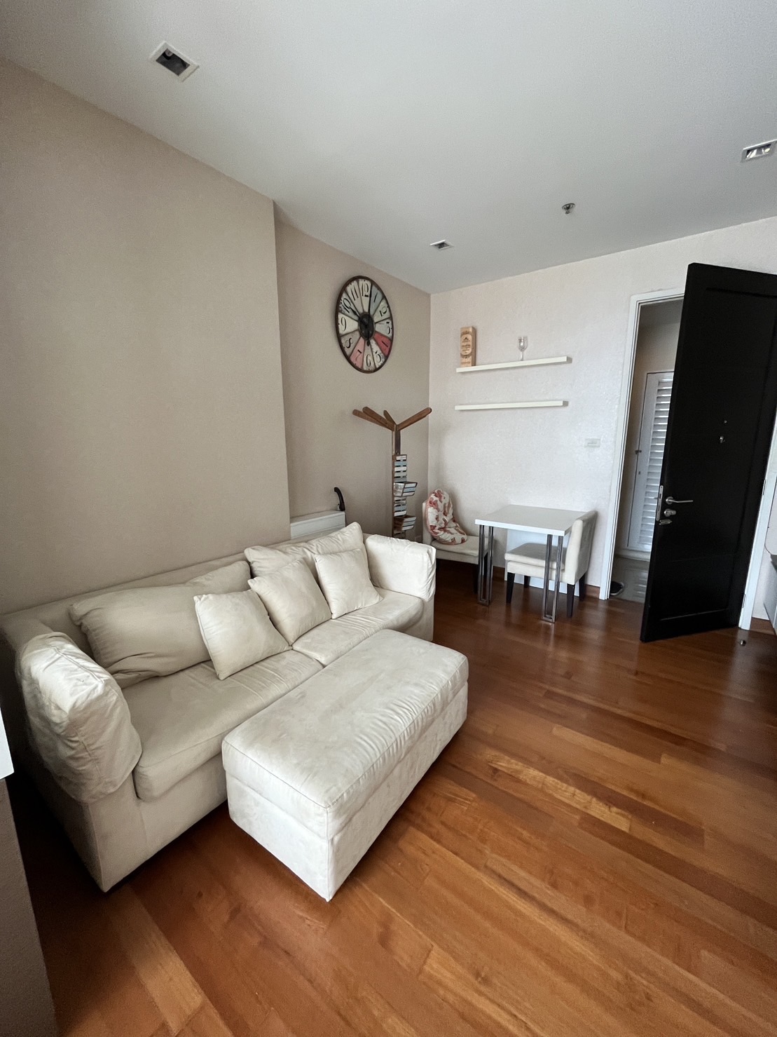 For Sale!! Ivy Sathon
