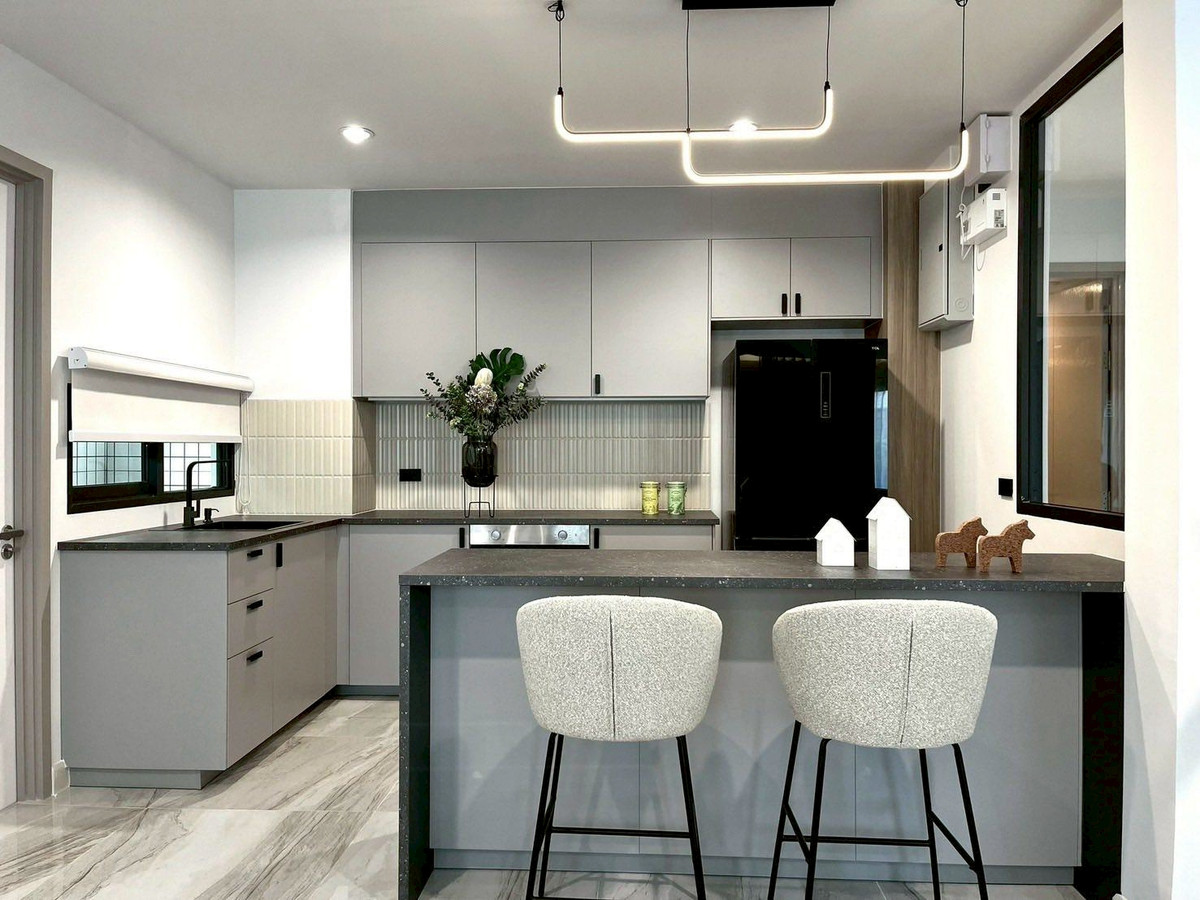 Luxury House for Rent Udom Suk | Family Home Prime Location | Near BTS Udom Suk | 125,000 THB/Month | Luxury house for rent Udom Suk, good location, suitable for families, near BTS Udom Suk 125,000 baht/month – LTH14861 Luxury House for Rent Udom Suk | Family Home Prime Location | Near BTS Udom Suk | 125,000 THB/Month | Luxury house for rent Udom Suk, good location, suitable for families, near BTS Udom Suk 125,000 baht/month – LTH14861