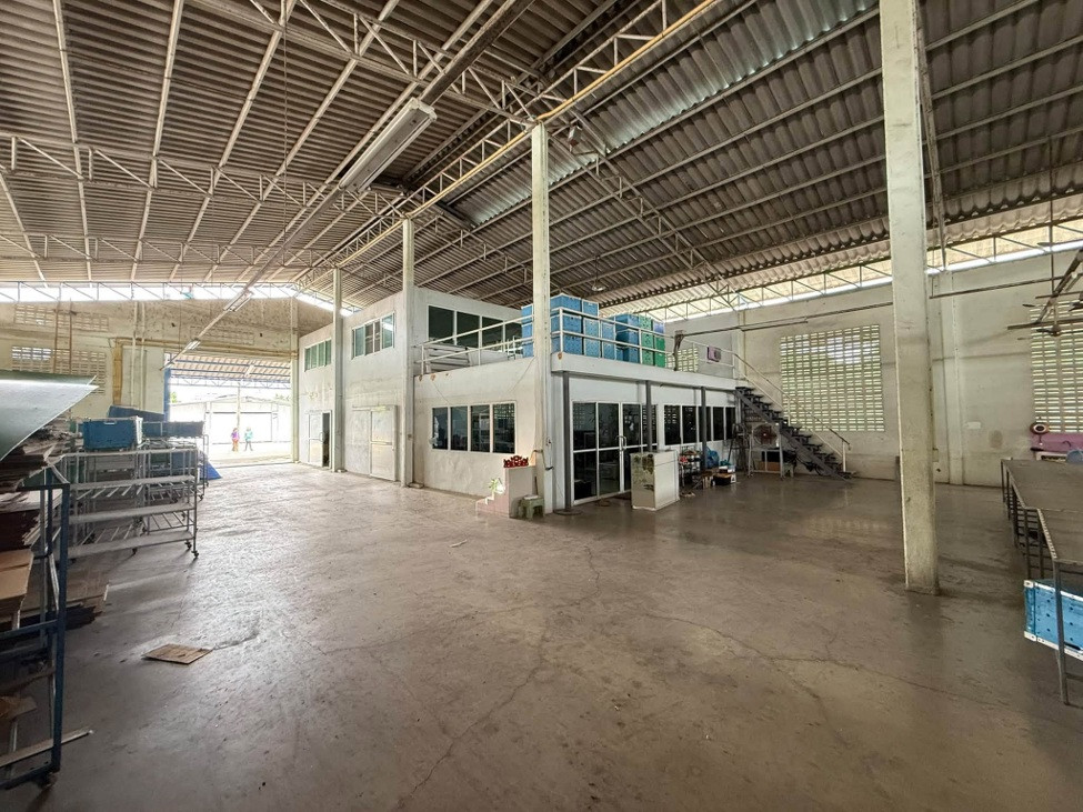 For Rent ให้เช่าโกดัง พร้อมสำนักงาน / พื้นที่ 664 ตารางเมตร / ทำเล ซอยเพชรเกษม 63 (ซอยวัดม่วง) / ทำเลดีมาก / รถหกล้อ , สิบล้อ เข้าออกได้ – รูปที่ 4