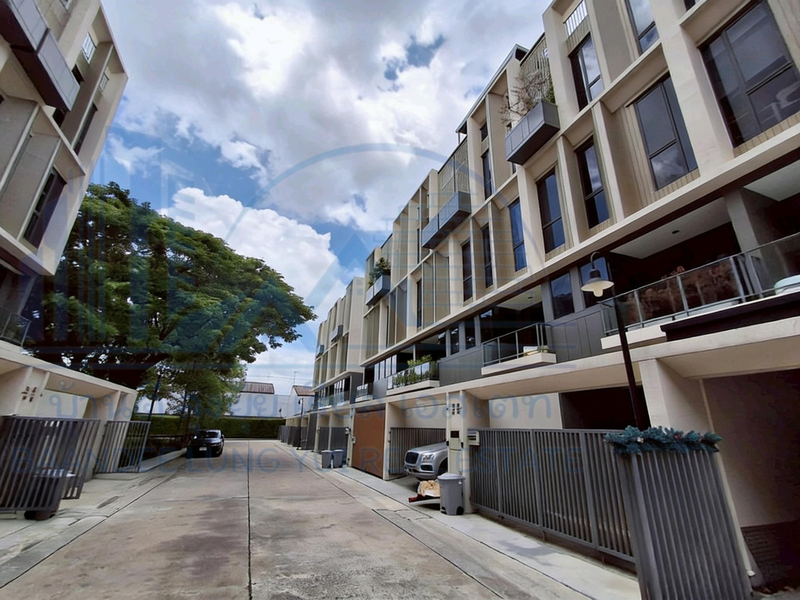 ให้เช่า Townhome เธอลาดพร้าว 93 private luxury 🎊🌟🍀联排别墅出租，地址：Thep Ladprao 93，私人豪华住宅。 – รูปที่ 2
