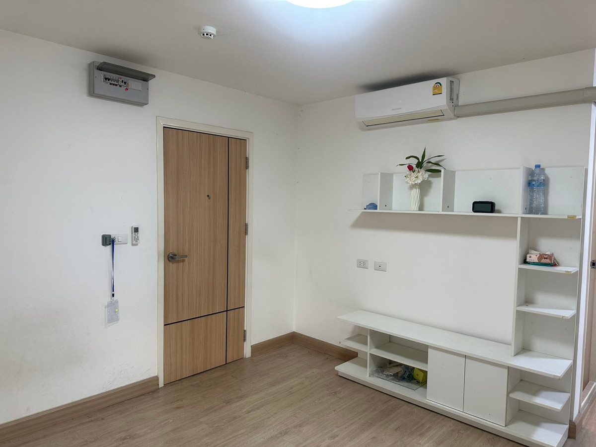Condo for Sale at Ploen Ploen Condominium Rangsit near Future Park 33.39 sq.m. Building 1 Floor 6 suitable for living and investment Condo for Sale เพลิน เพลิน Rangsit 33.39 sq.m. near university Condo for Sale at Ploen Ploen Condominium Rangsit near Future Park 33.39 sq.m. Building 1 Floor 6 suitable for living and investment Condo for Sale เพลิน เพลิน Rangsit 33.39 sq.m. near university