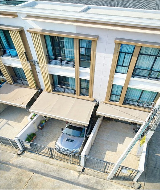 500m. KamnanMaen intersection.near MRT PhasiCharoen 1.3 km. 3-story modern townhome in Kanlapaphruek 500m. KamnanMaen intersection.near MRT PhasiCharoen 1.3 km. 3-story modern townhome in Kanlapaphruek