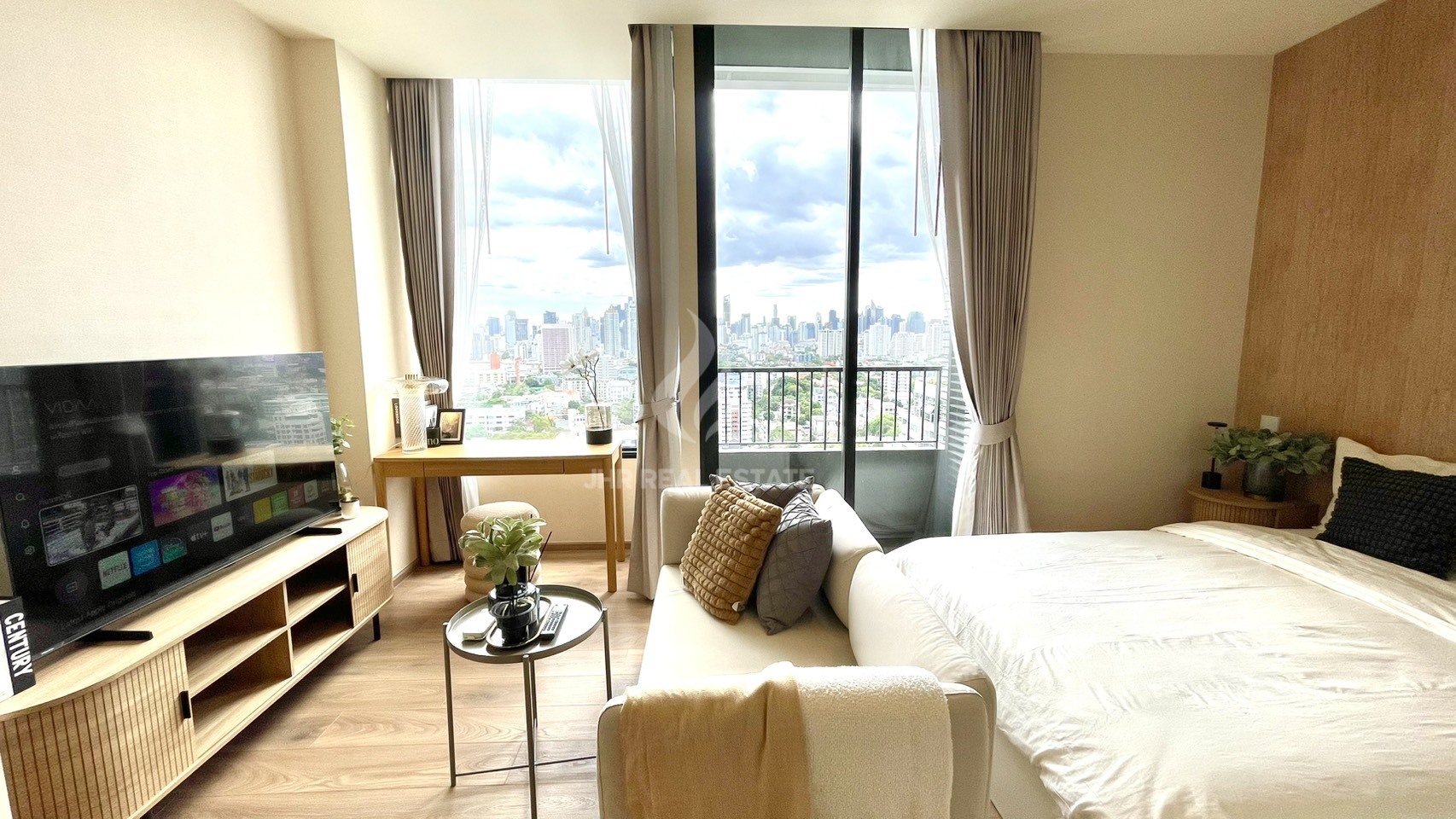 “ Best deal 🔥” New room Noble Form Thonglor 1 bed 1 bath contact line id : @jhrrealestate “ Best deal 🔥” New room Noble Form Thonglor 1 bed 1 bath contact line id : @jhrrealestate