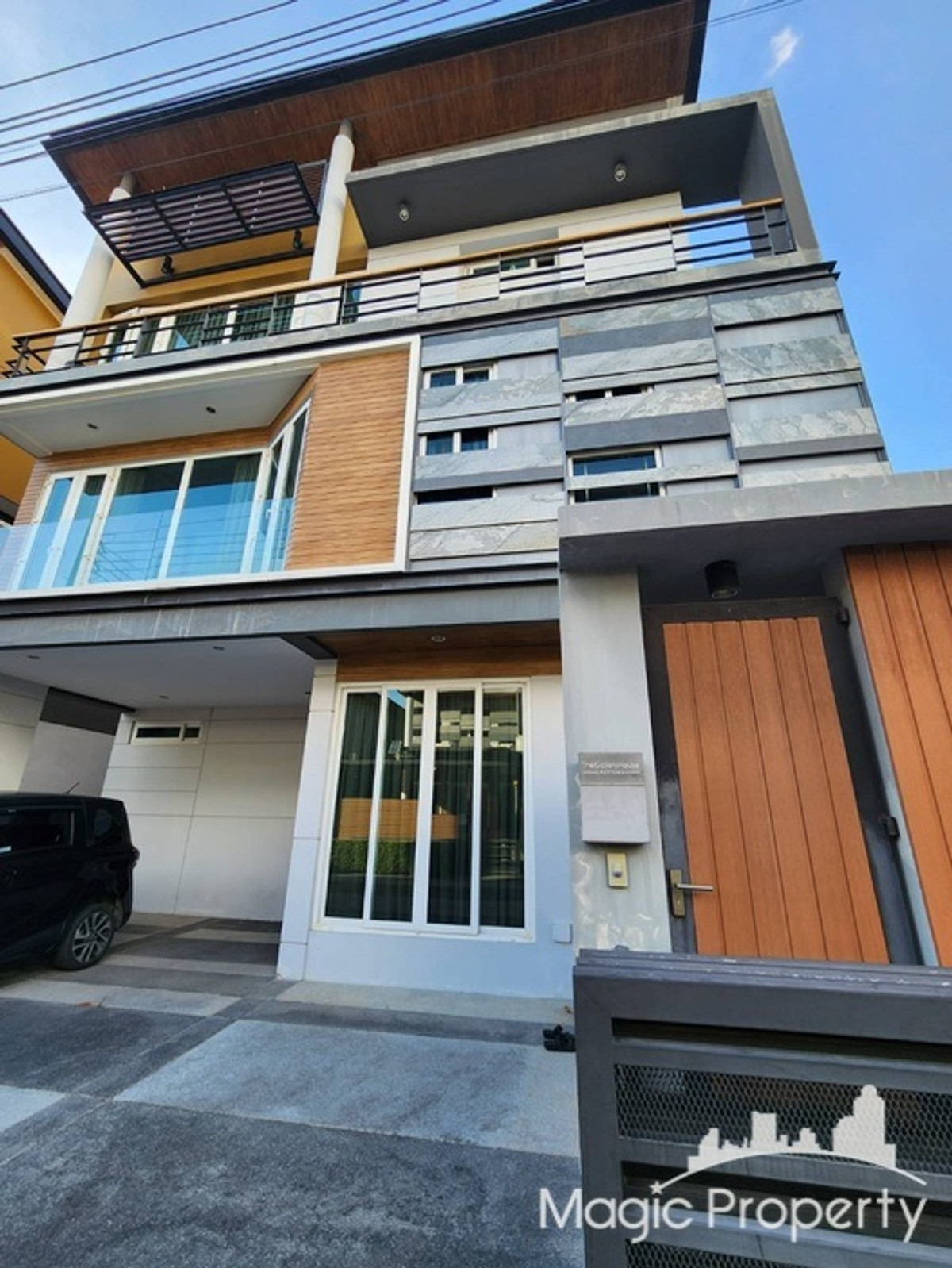 ให้เช่า บ้านเดี่ยว 4 ห้องนอน พร้อมสระว่ายน้ำ ใน เดอะ แกลเลอรี่ เฮ้าส์ แพทเทิร์น ซอยลาดพร้าว 1 แขวงจอมพล เขตจตุจักร กรุงเทพมหานคร ให้เช่า บ้านเดี่ยว 4 ห้องนอน พร้อมสระว่ายน้ำ ใน เดอะ แกลเลอรี่ เฮ้าส์ แพทเทิร์น ซอยลาดพร้าว 1 แขวงจอมพล เขตจตุจักร กรุงเทพมหานคร