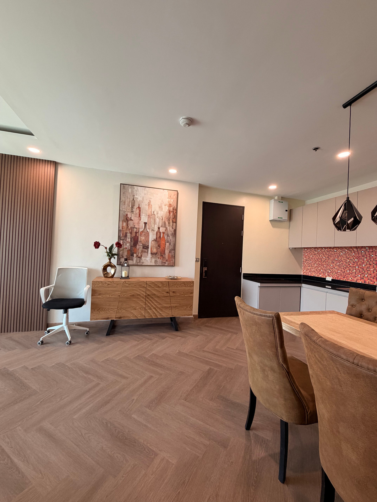 Condo ริมถนนใหญ่ ติดกรมการพลังงานทหาร The Address Siam – รูปที่ 2