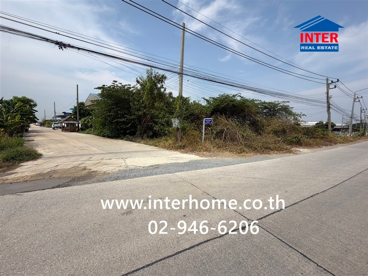 Warehouse 100 sq m. Warehouse near Green Mosque, Soi Amaloi, Village No. 2, Bang Bua Thong-Suphanburi Road. Road along Khlong Lakkon, Lat Lum Kaeo, Pathum Thani