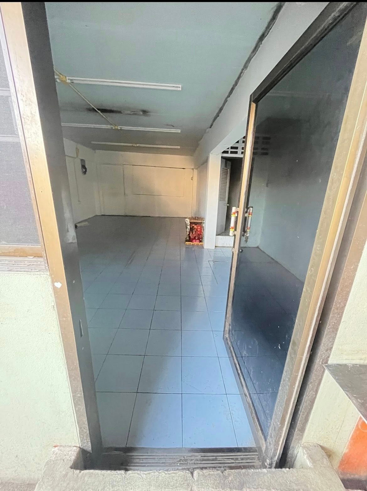 For Rent, 📦 Warehouse + Office Usable area 800 sqm. ⛳ Soi Ngam Wong Wan 53 – รูปที่ 3