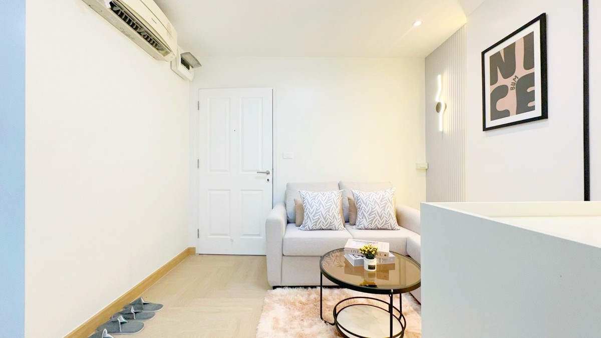>> D Condo Ramkhamhaeng << No need to take the elevator to waste time, beautiful room, great location, fully furnished, near Airportlink Ramkhamhaeng, The Mall. >> D Condo Ramkhamhaeng << No need to take the elevator to waste time, beautiful room, great location, fully furnished, near Airportlink Ramkhamhaeng, The Mall.
