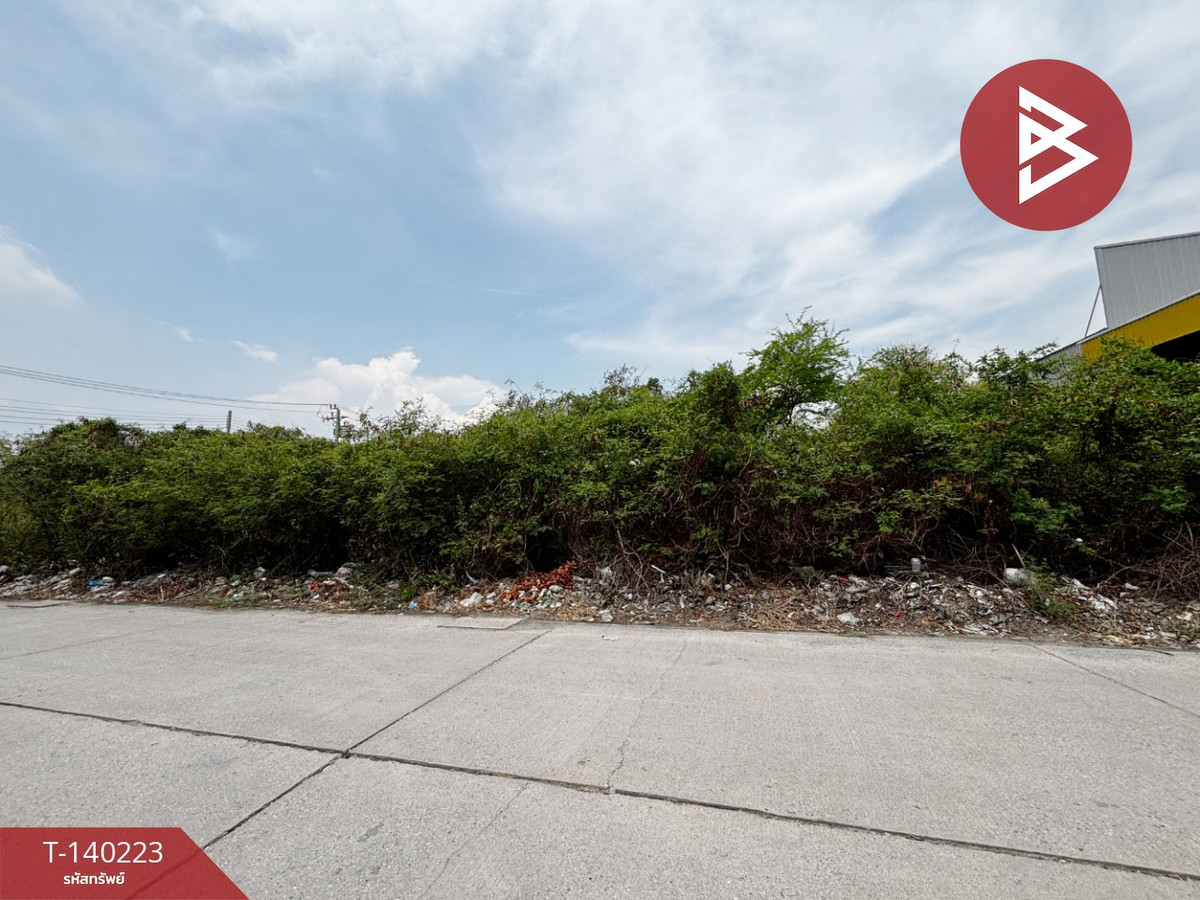 Land for sale, area 2 rai 2 ngan 59 square wa, Soi Phraeksa 12, Samut Prakan, purple area. Land for sale, area 2 rai 2 ngan 59 square wa, Soi Phraeksa 12, Samut Prakan, purple area.