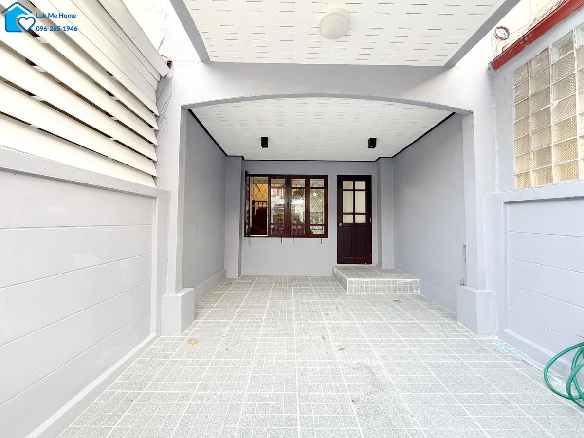 ทาวน์เฮ้าส์ 2ชั้น ตกแต่งใหม่ / รีโนเวท สวย ++ พร้อมเข้าอยู่ ม. บุศรินทร์ บางบัวทอง ใกล้รถไฟฟ้า สายสีม่วง สถานี บางพลู เพียง 2กม. ใกล้เซ็นทรัล เวสต์เกต – รูปที่ 3