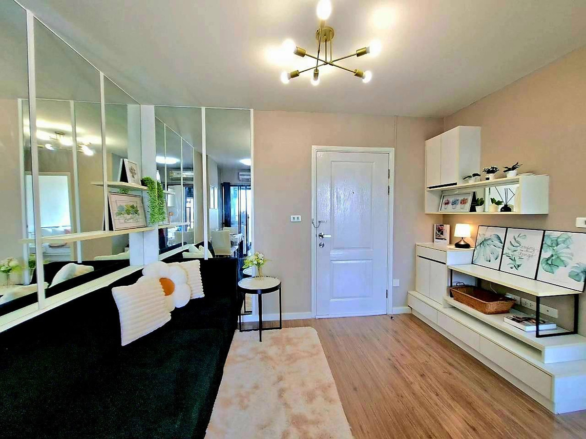 Icondo Sukhumvit 103 (Udomsuk 58) Price: 1.69 million baht Size: 33.26 sq m (1 bedroom / 1 bathroom) Icondo Sukhumvit 103 (Udomsuk 58) Price: 1.69 million baht Size: 33.26 sq m (1 bedroom / 1 bathroom)
