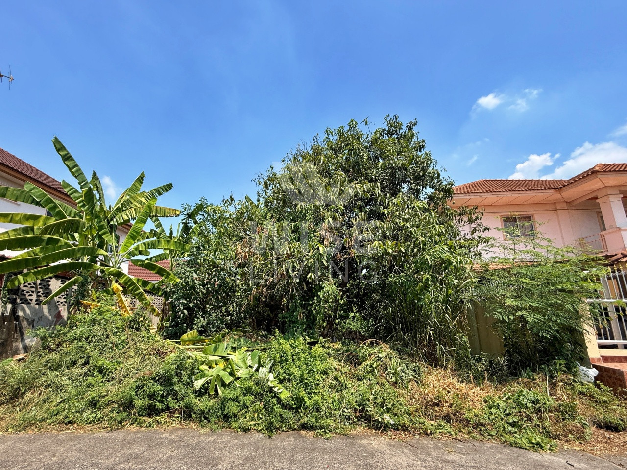 Urgent! Affordable Land for Sale Baan Pruksa 2, Pathum Thani, Near Kanchanaphisek Rd. Urgent! Affordable Land for Sale Baan Pruksa 2, Pathum Thani, Near Kanchanaphisek Rd.