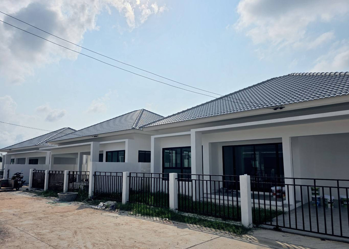 ประกาศขายด่วน ลิฟวิ่ง เซนส์ 2 บ้านฉาง ระยอง (Living Sense 2 Banchang Rayong) ประกาศขายด่วน ลิฟวิ่ง เซนส์ 2 บ้านฉาง ระยอง (Living Sense 2 Banchang Rayong)