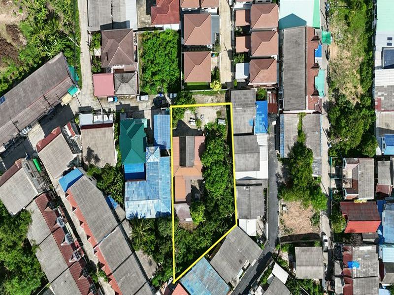 Land with house for sale in Sriracha. Garden atmosphere. Location: Wang Hin, Khao Taeng On. Land with house for sale in Sriracha. Garden atmosphere. Location: Wang Hin, Khao Taeng On.