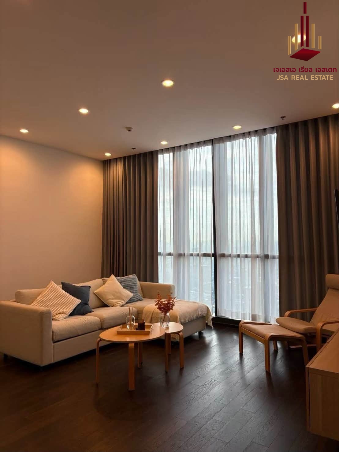 ✨ For Rent: Whizdom Essence Condo ✨ 💰 Only 155,000 THB/month