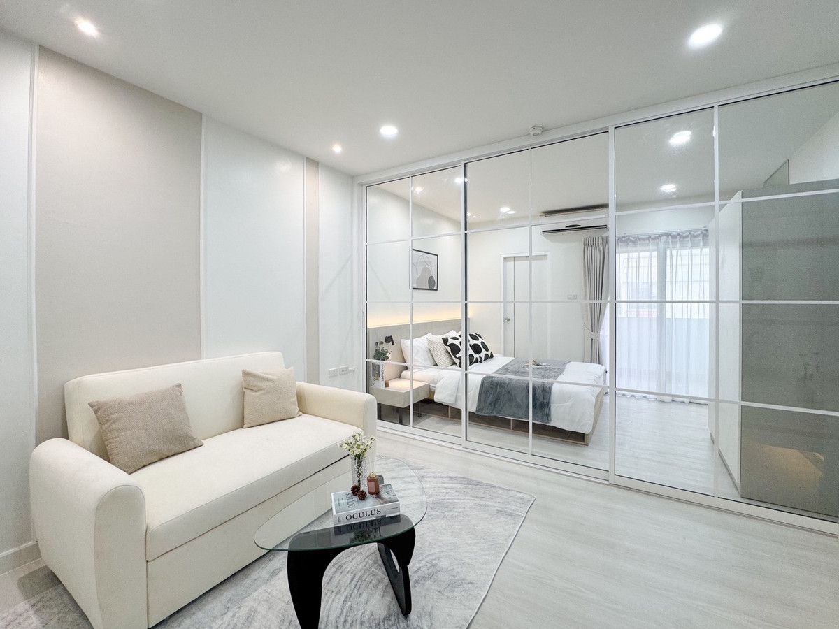 🚅 Near MRT Bang O, plus low installments starting at 4,xxx baht, City Home Ratchada - Pinklao, fully furnished, ready to move in. Plus everything as shown in the picture.