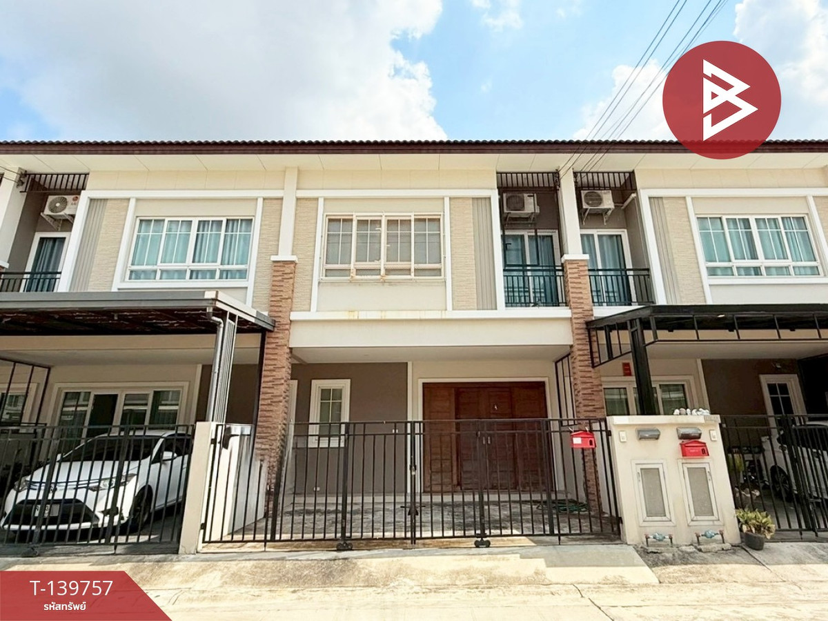 For sale/rent 2-story townhouse, The Passage Village. Ramintra-Khubon, Bangkok, ready to move in.
