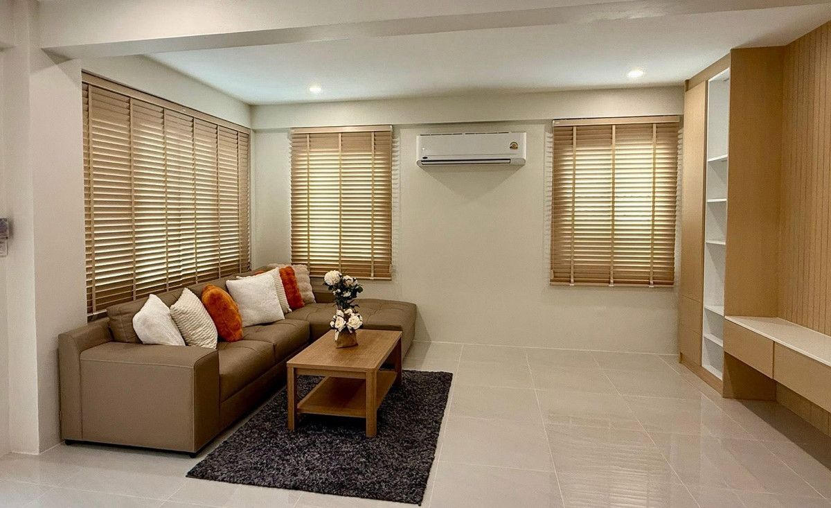 บ้านเดี่ยวรีโนเวทใหม่ให้เช่า ย่านหัวหมาก 9   – รูปที่ 4