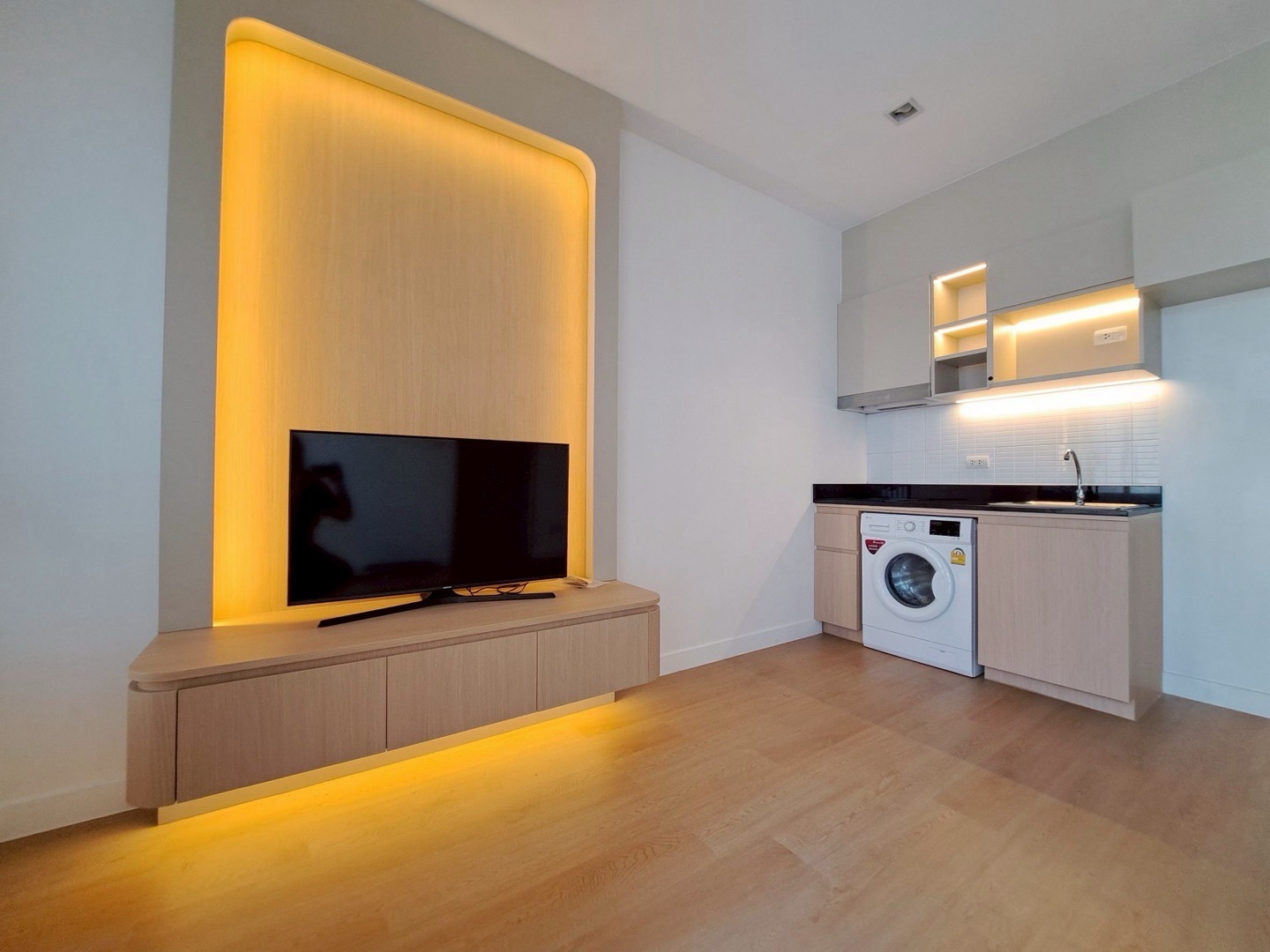For Rent: Ideo Verve Sukhumvit