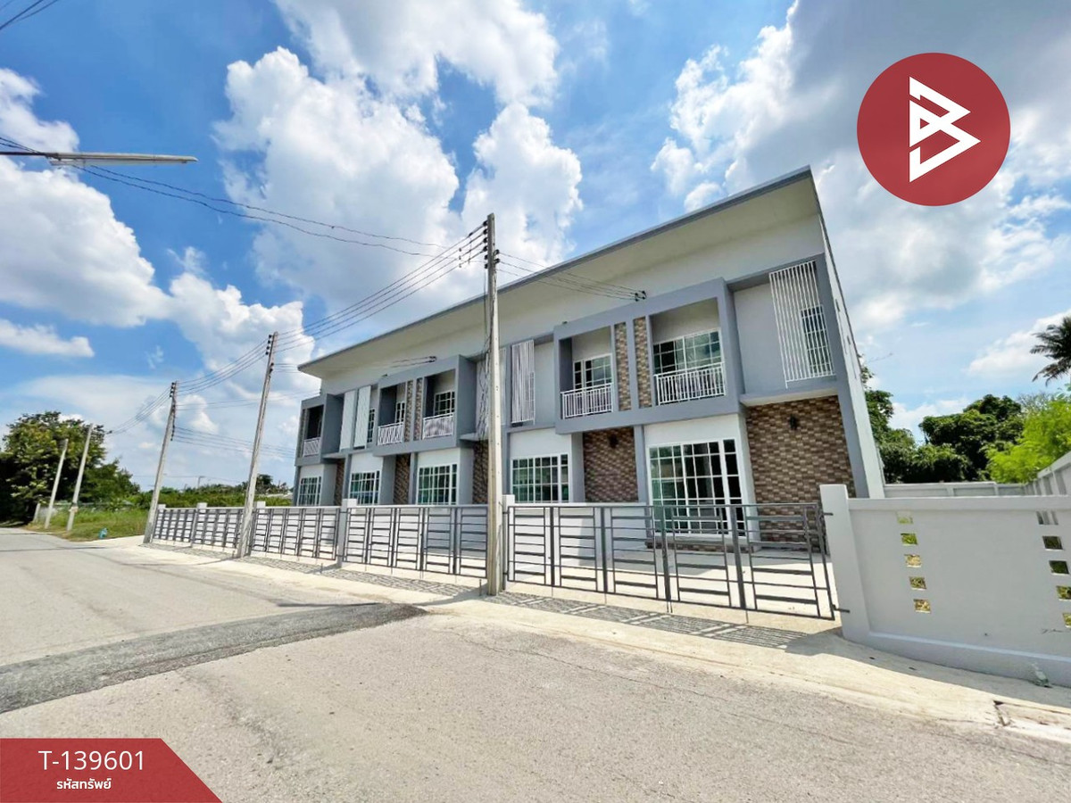 Townhouse for sale, Phet Village 19, Sanam Chan, Nakhon Pathom. – รูปที่ 2