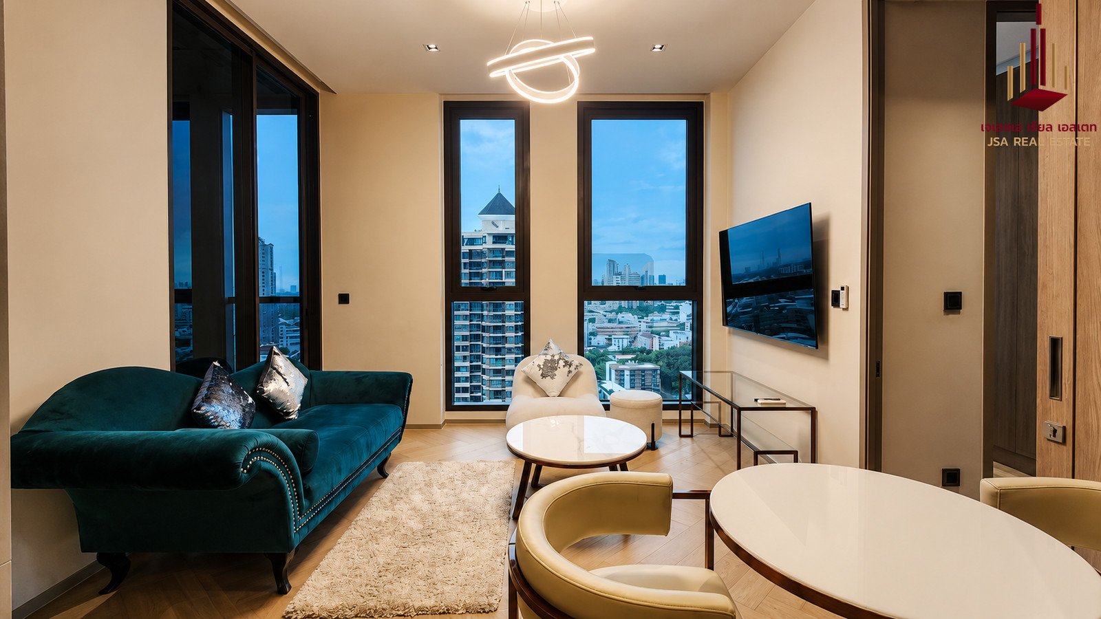✨ For Rent: The Reserve Sathorn Condo ✨ 💰 Only 45,000 THB/month