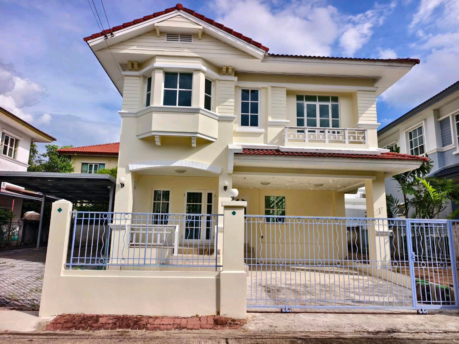 Cheapest in the project! Single house for sale, Chaiyaphruek, Suwinthawong 1, area 68 sq m, good location, near Suvarnabhumi. Cheapest in the project! Single house for sale, Chaiyaphruek, Suwinthawong 1, area 68 sq m, good location, near Suvarnabhumi.