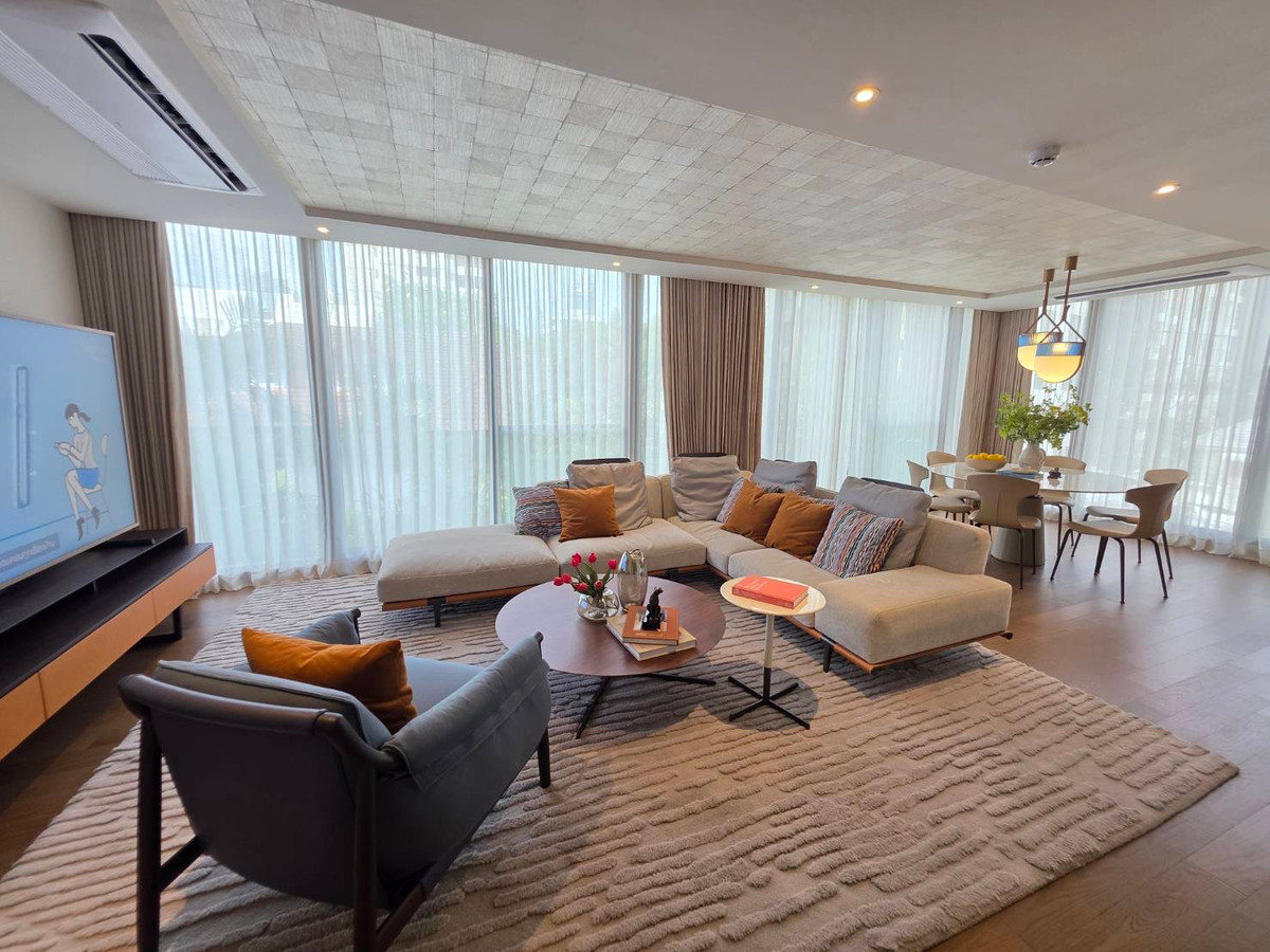 Via 34 (Sukhumvit 34): 3bed 3bath 150.5sqm. from 41,000,000 million Am: 0656199198 Via 34 (Sukhumvit 34): 3bed 3bath 150.5sqm. from 41,000,000 million Am: 0656199198