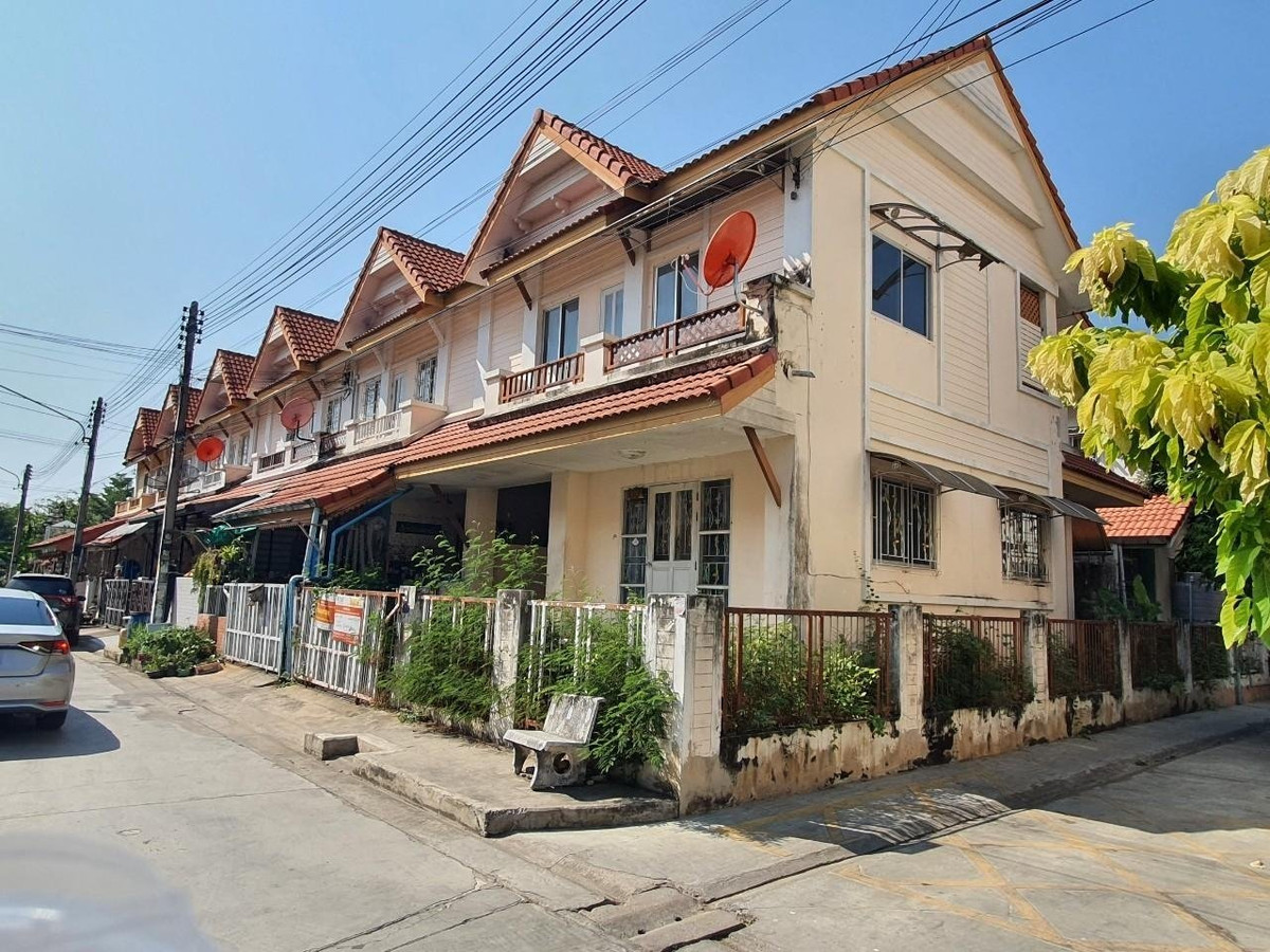 2-story corner townhouse for sale, Kanda Village, Baan Rim Khlong 2, land size 30 sq m, Rama 2 Road, Phanthai Norasing, Samut Sakhon. – รูปที่ 2