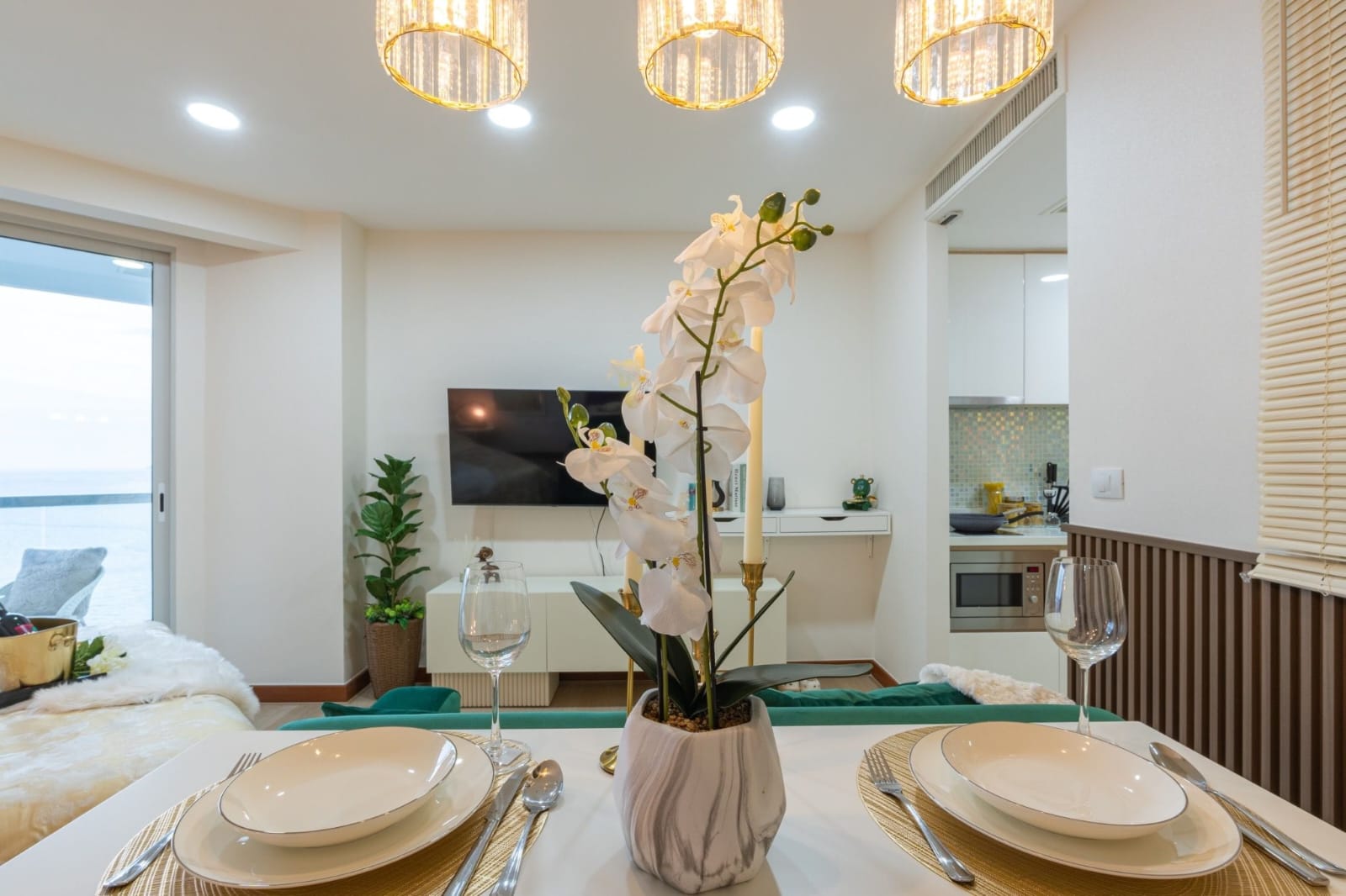 For rent condo The Palm Wongamat Beach Front pattaya  (S03-2152 R)