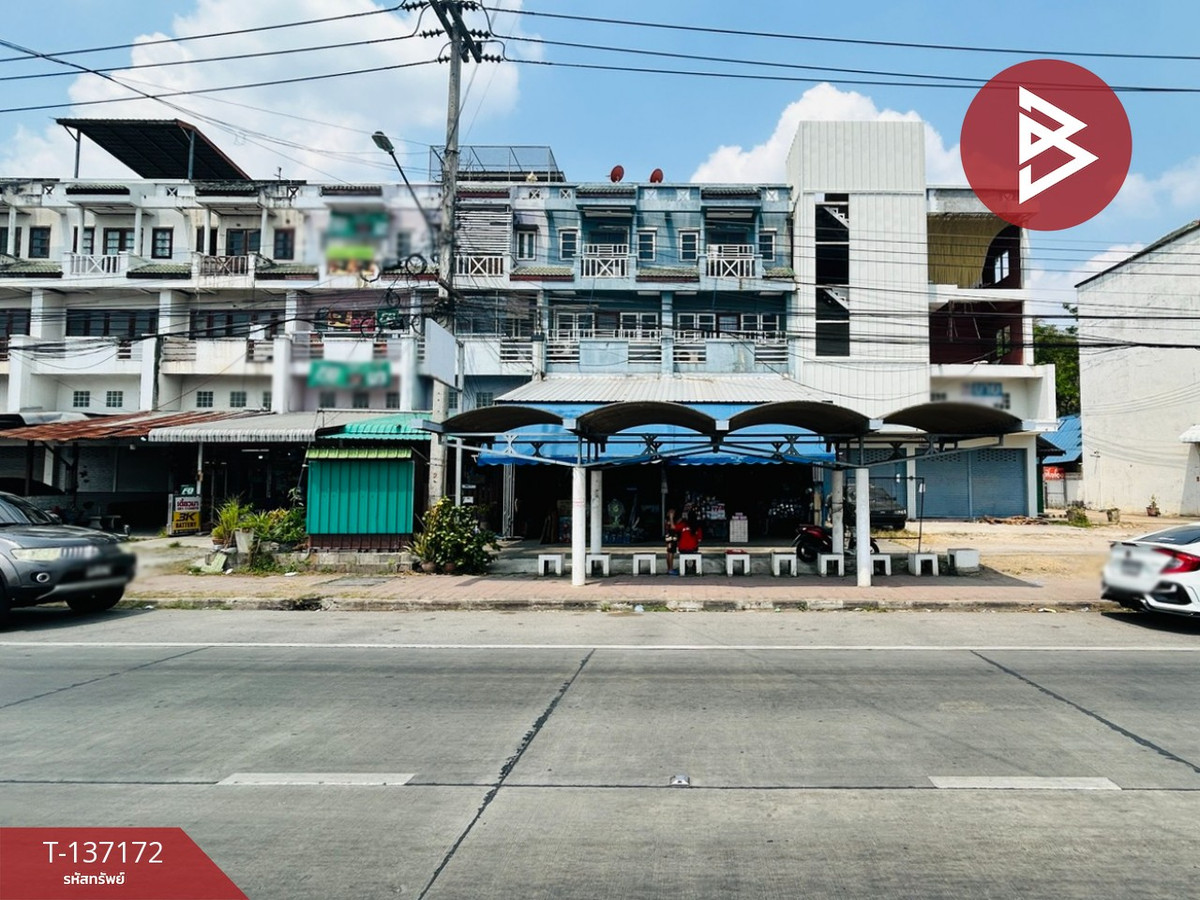 Urgent sale, commercial building, 2 units next to the road, area 52 square meters, Ko Phlapphla Subdistrict, Ratchaburi. Urgent sale, commercial building, 2 units next to the road, area 52 square meters, Ko Phlapphla Subdistrict, Ratchaburi.