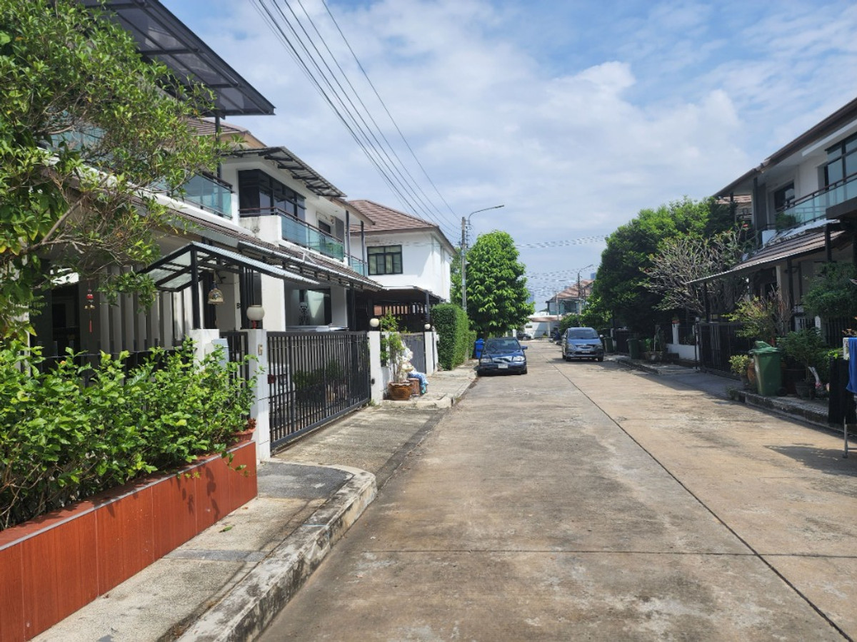 ให้เช่าและขายบ้านหรูสภาพนางฟ้าเนื้อที่เยอะ หมู่บ้านอภิญญา ไพรเวซี่ ราชพฤกษ์- รัตนาธิเบศร์(Apinya Privacy Village Ratchaphruek Rattanathibet) – รูปที่ 3
