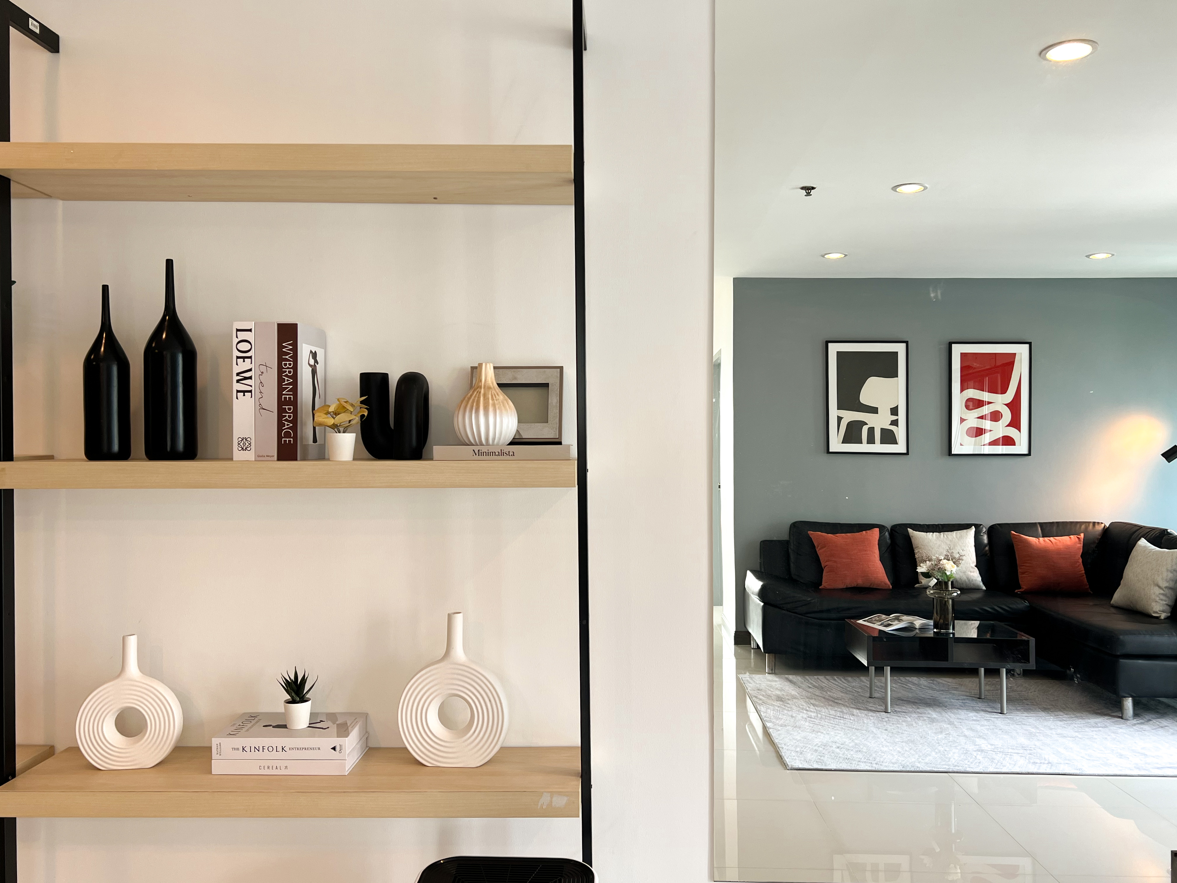 🏙️ Silom Suite | Short-Term Rental | Full service 🛏️ | Size 80 sq m. | In the heart of Silom🚆✨ – รูปที่ 4