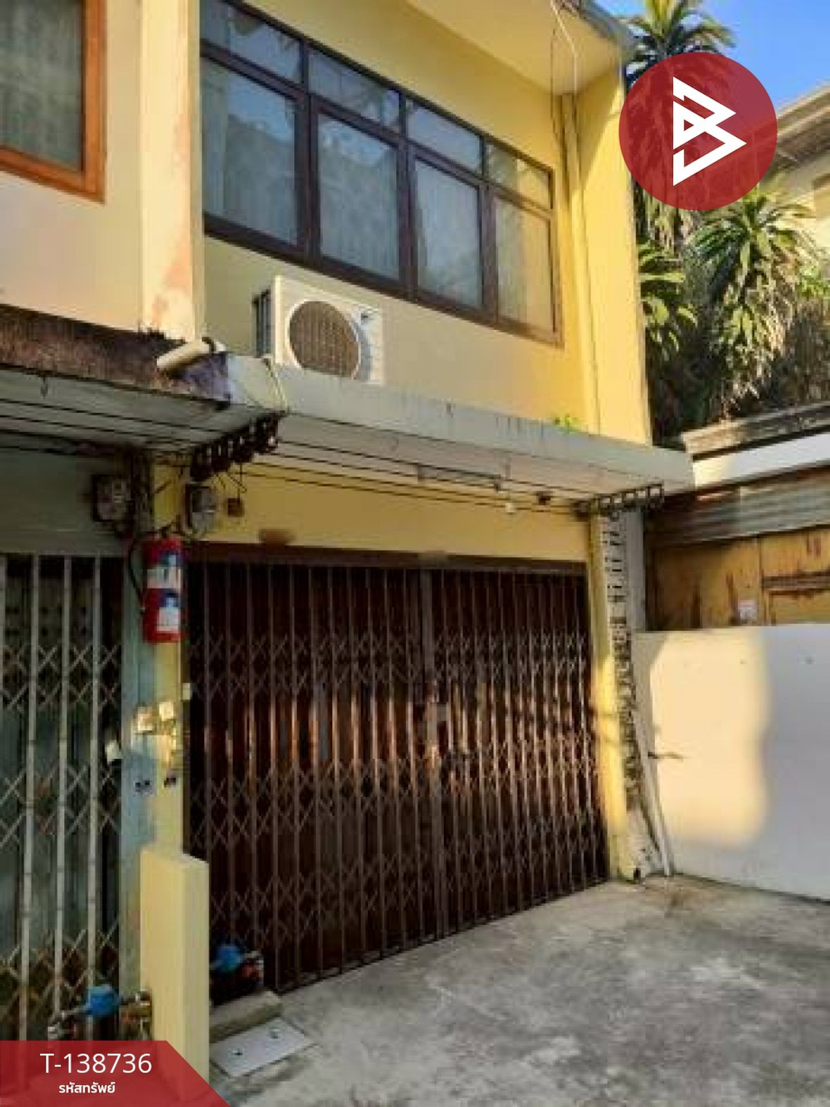 Commercial building for sale Soi Panichthon 18, area 14 sq m, Bangkok Yai, Bangkok Commercial building for sale Soi Panichthon 18, area 14 sq m, Bangkok Yai, Bangkok