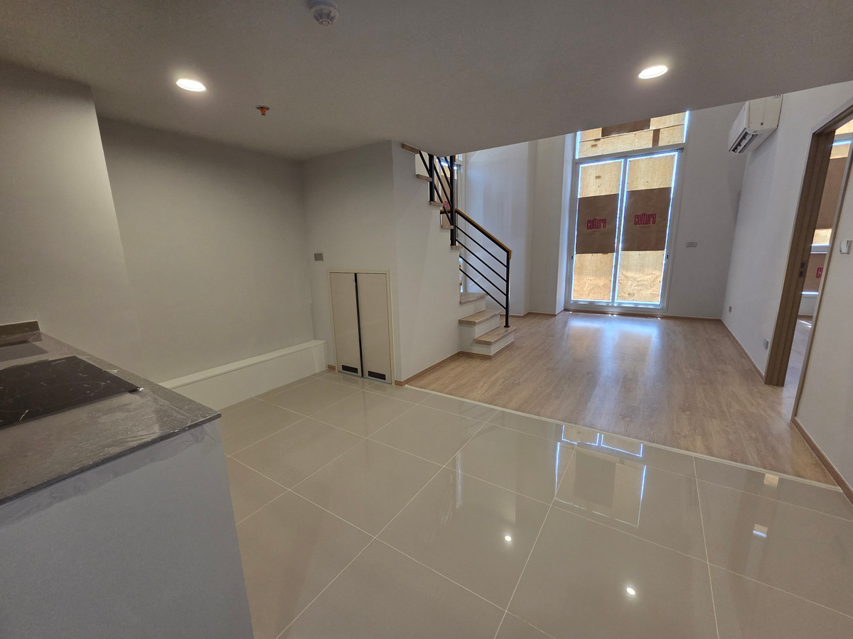 2 bedrooms, 2 bathrooms, high ceilings, airy room, unblocked view. Call 088-2389494. 2 bedrooms, 2 bathrooms, high ceilings, airy room, unblocked view. Call 088-2389494.