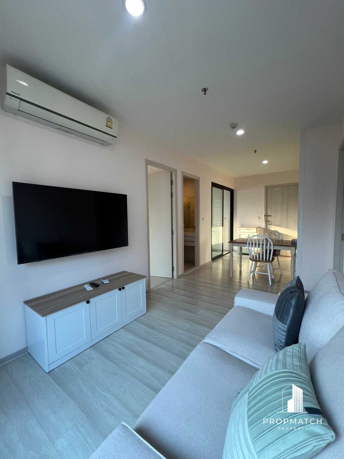 ✨Flash Deal ✨ Life Asoke (2Bed 2Bath 55.08SQM.) ready to move in! Only 8,390,000 baht Tel.0981315848 @propmatch ✨Flash Deal ✨ Life Asoke (2Bed 2Bath 55.08SQM.) ready to move in! Only 8,390,000 baht Tel.0981315848 @propmatch